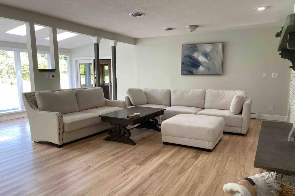 Three-Bedroom Villa photo 1