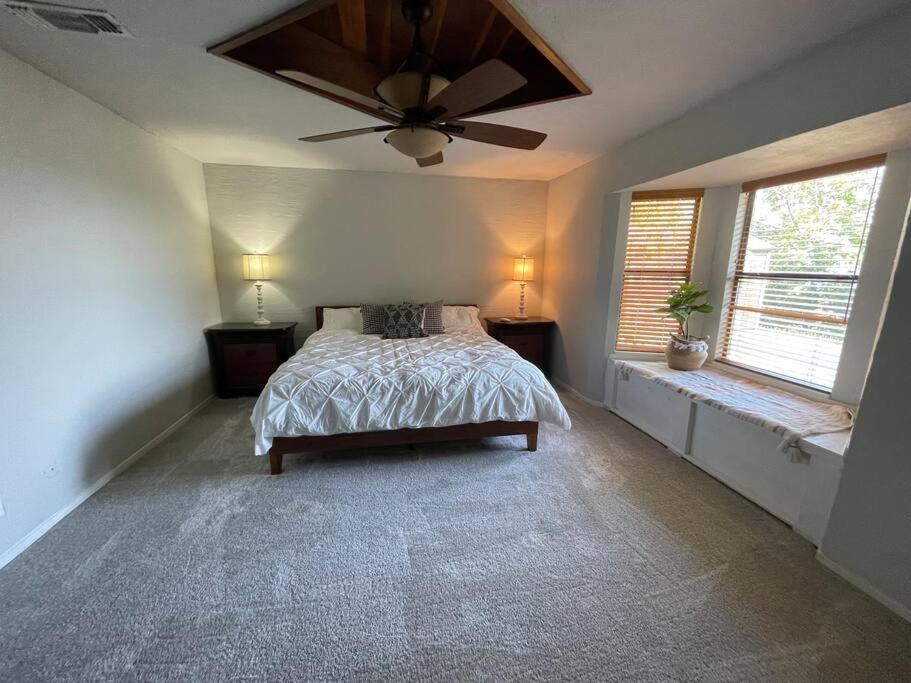 Four-Bedroom House photo 2