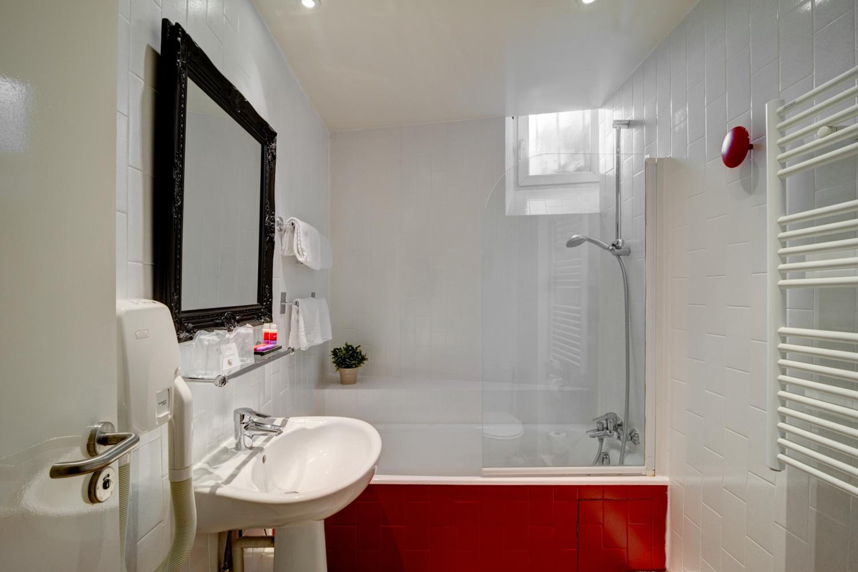 Hotel Astoria - Astotel bathroom photo