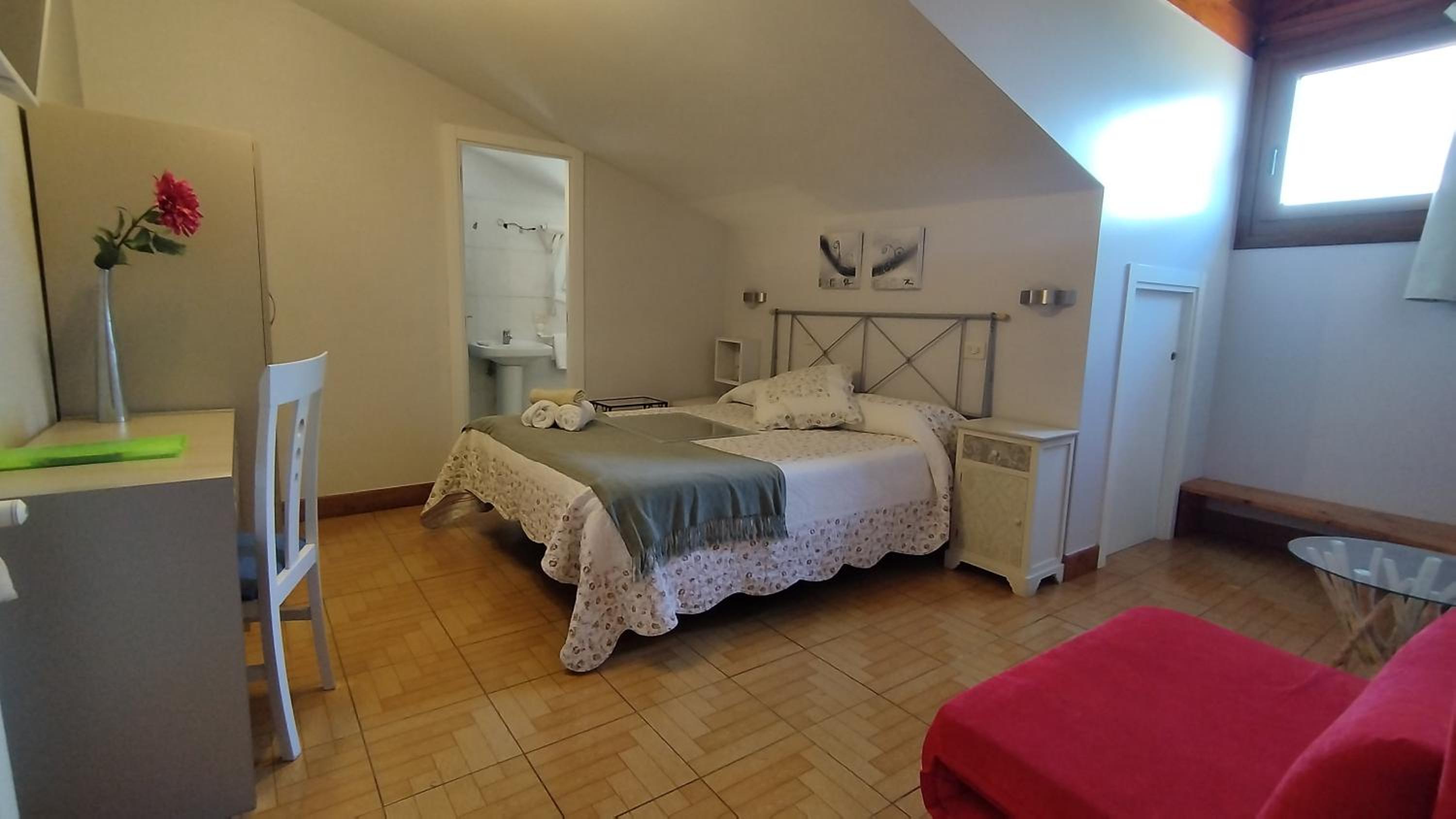 Double Room - Photo 41