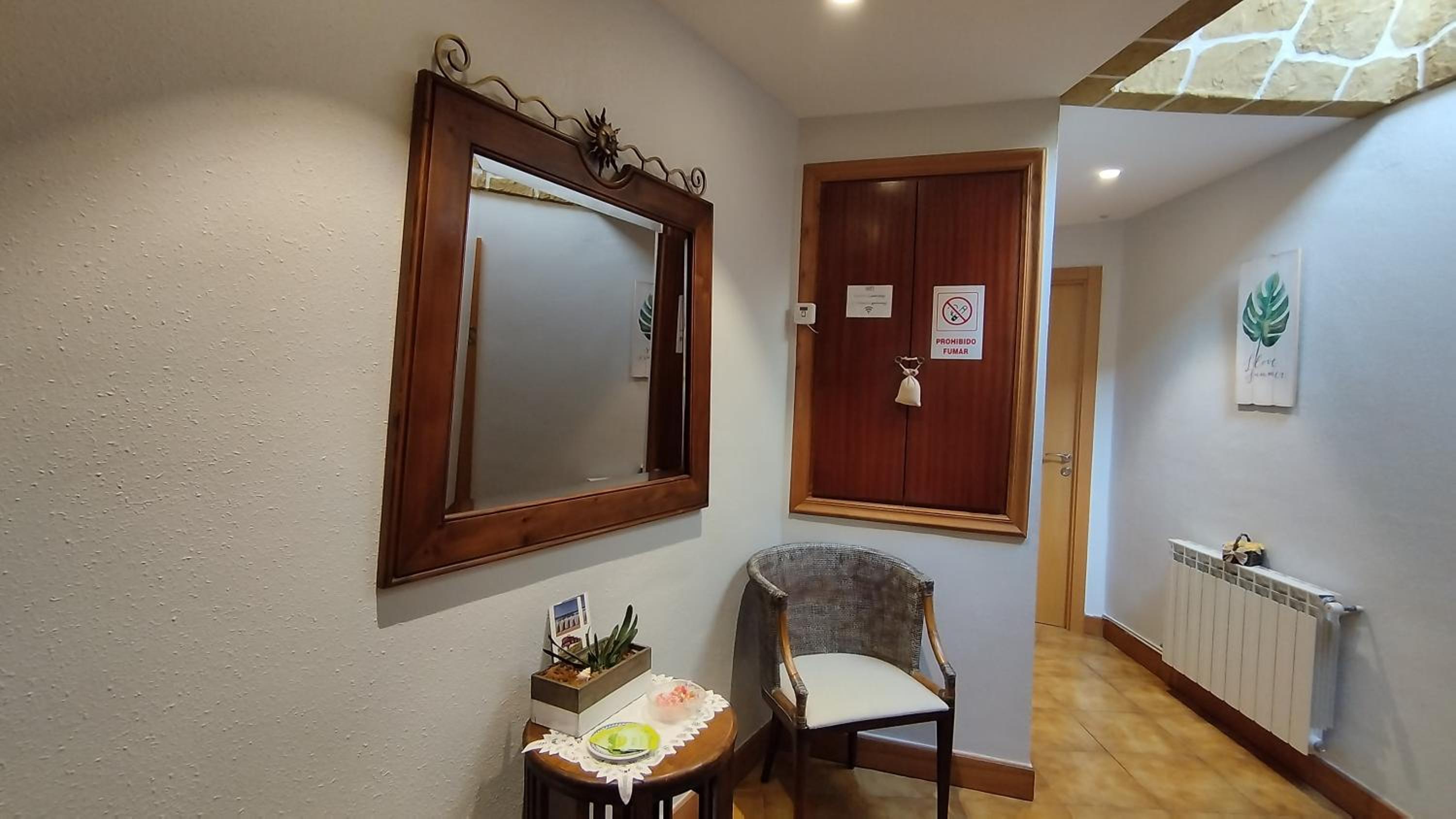 Double Room - Photo 24