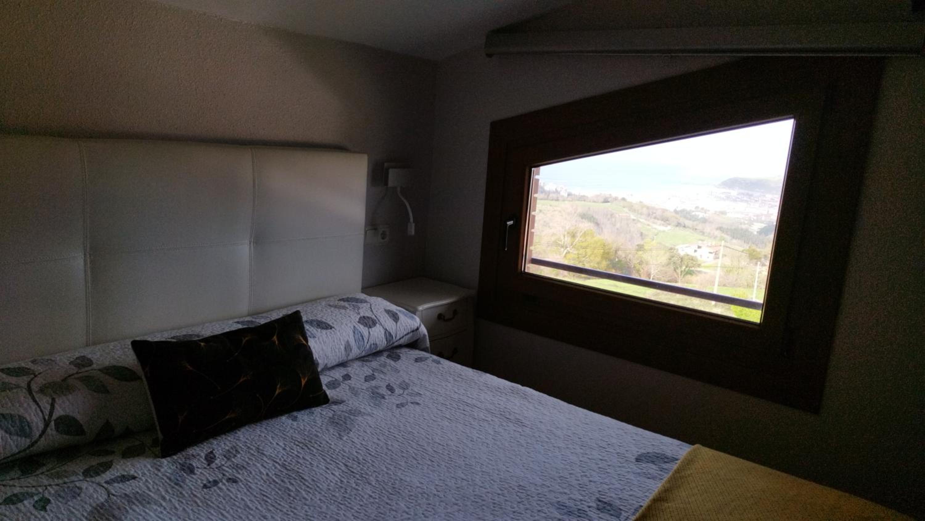 Double Room - Photo 9
