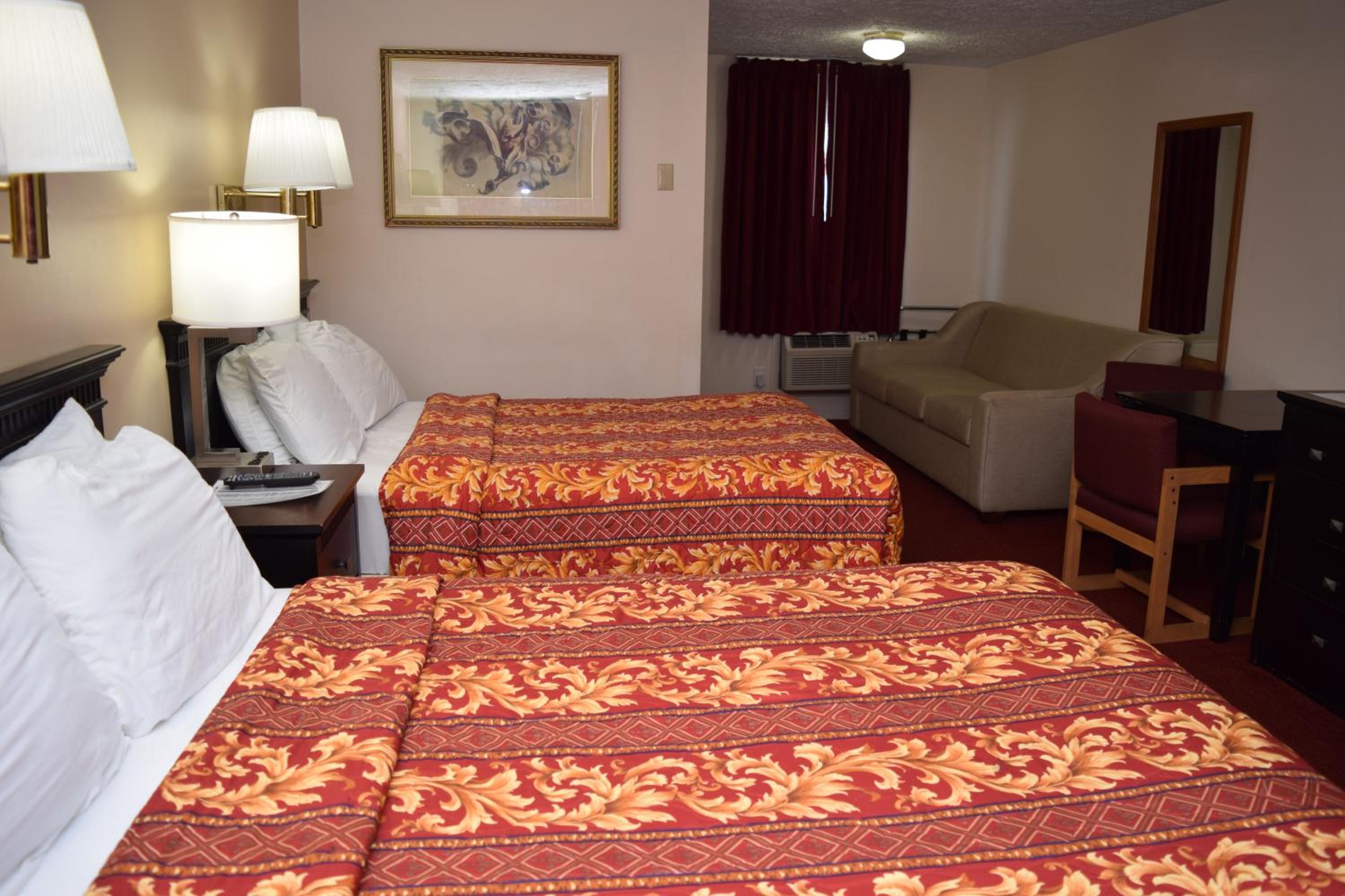 Deluxe Queen Room - Photo 1