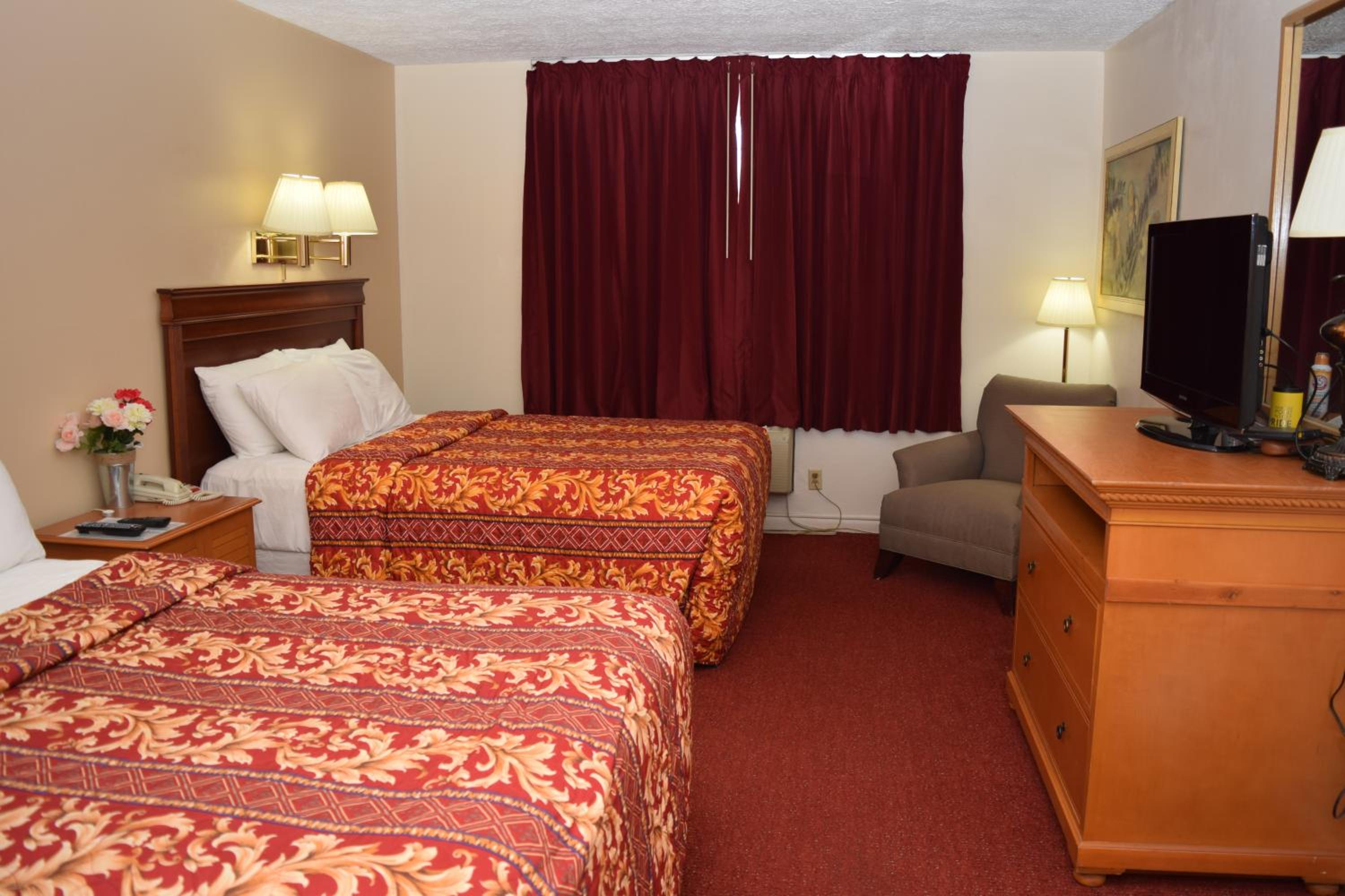 Deluxe Queen Room - Photo 4
