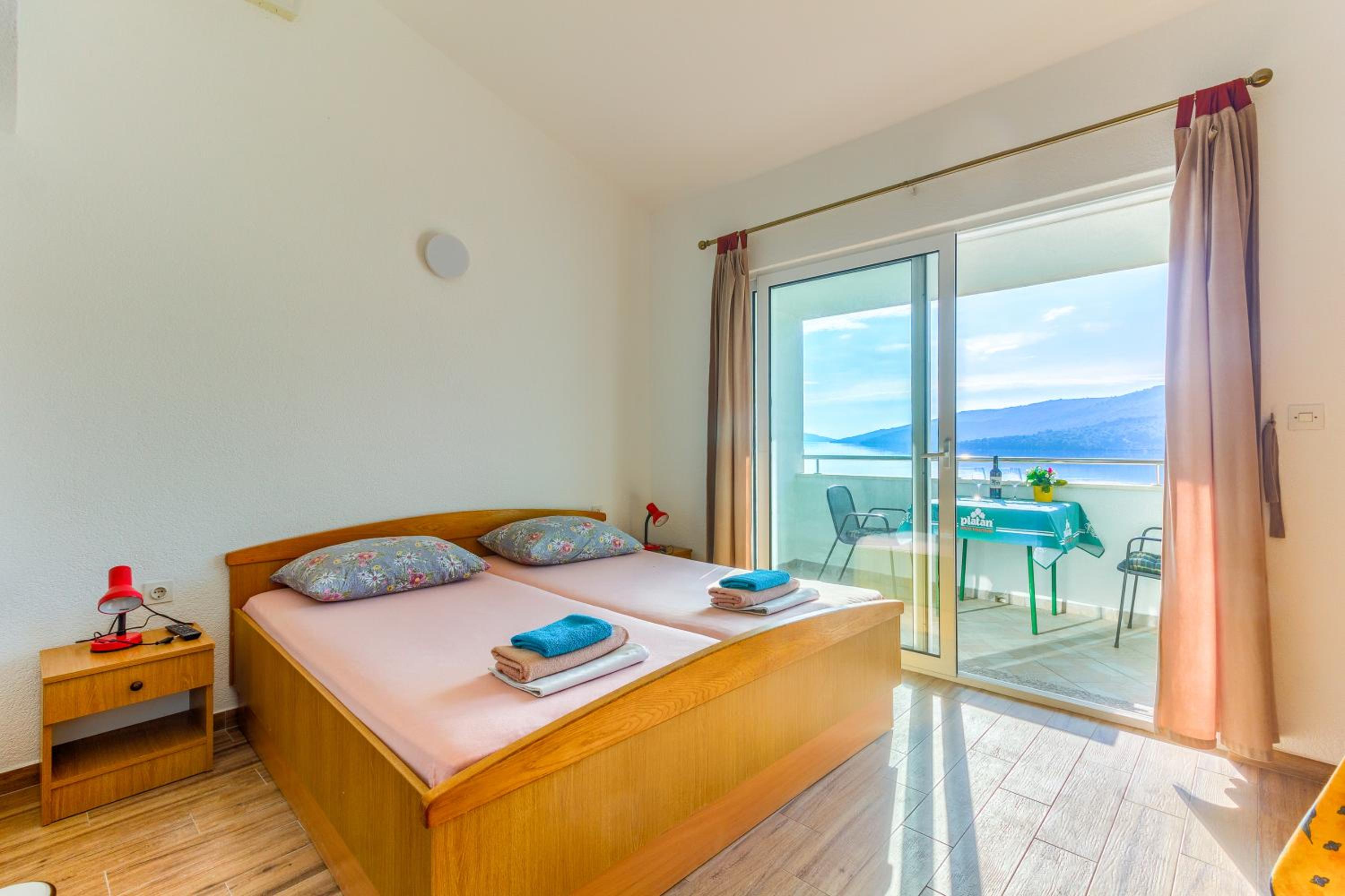 Studio mit Balkon (2 Erwachsene)