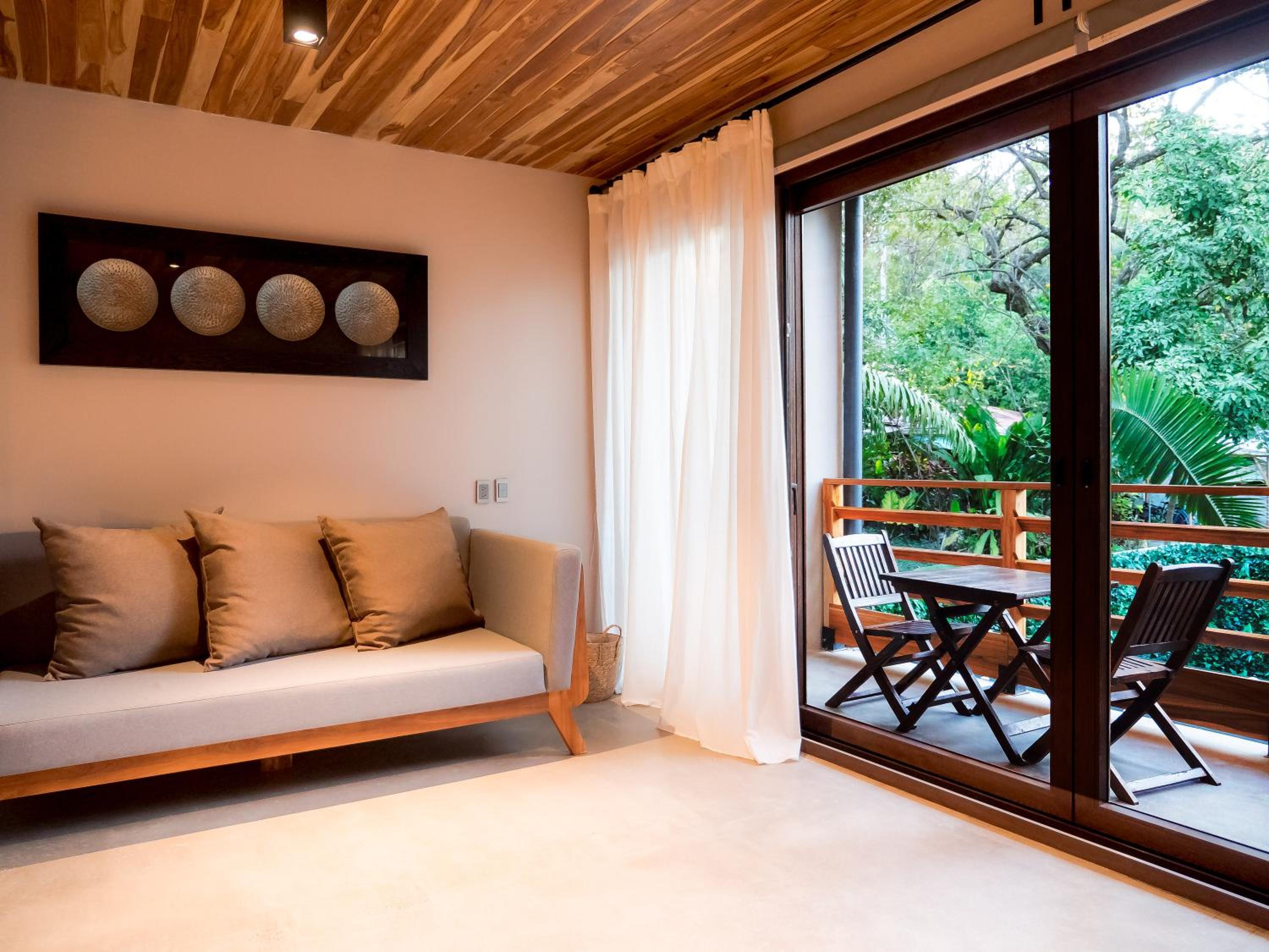 Deluxe Double Room with Balcony photo 2