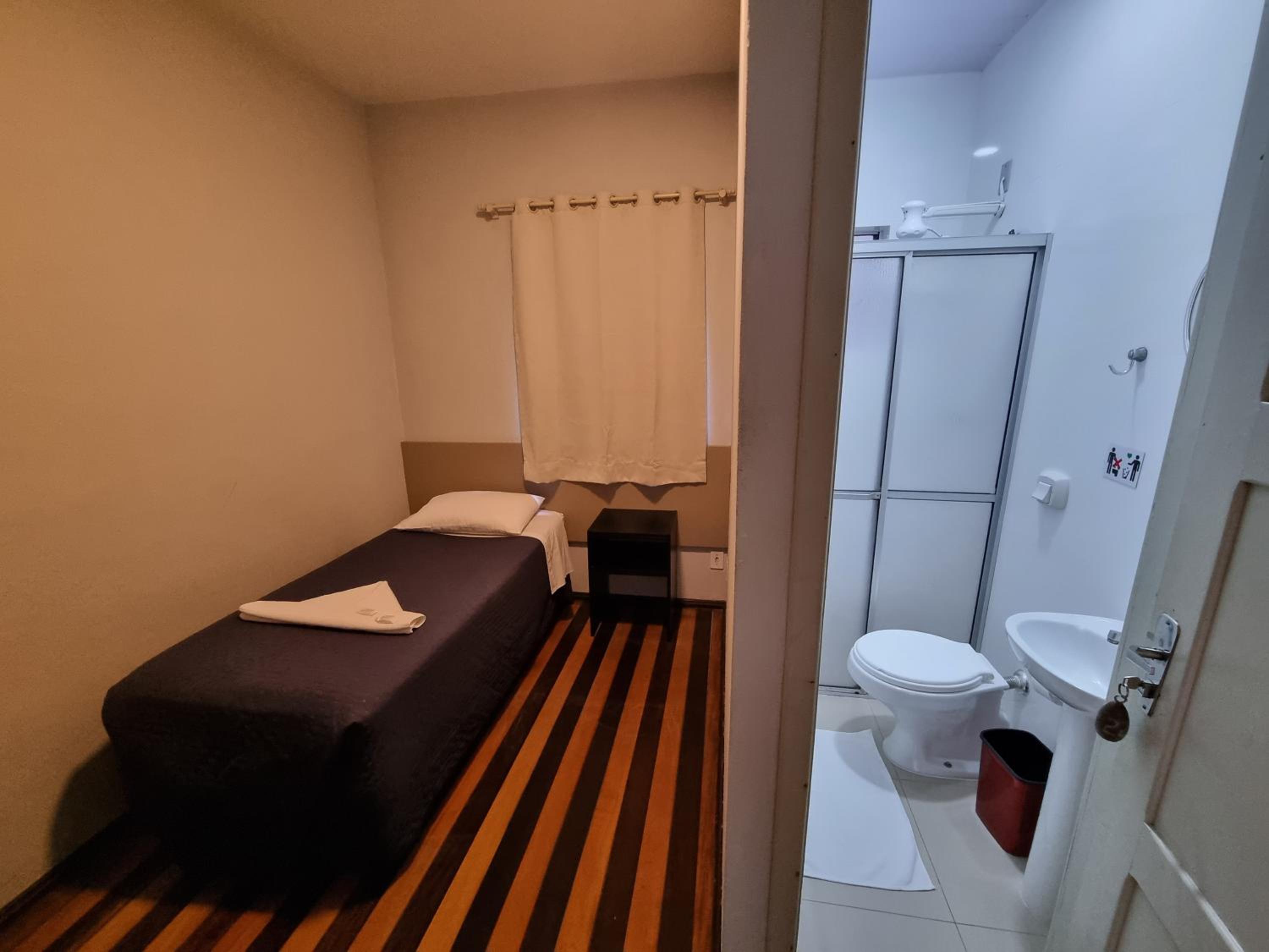Budget Single Room with Fan photo 1