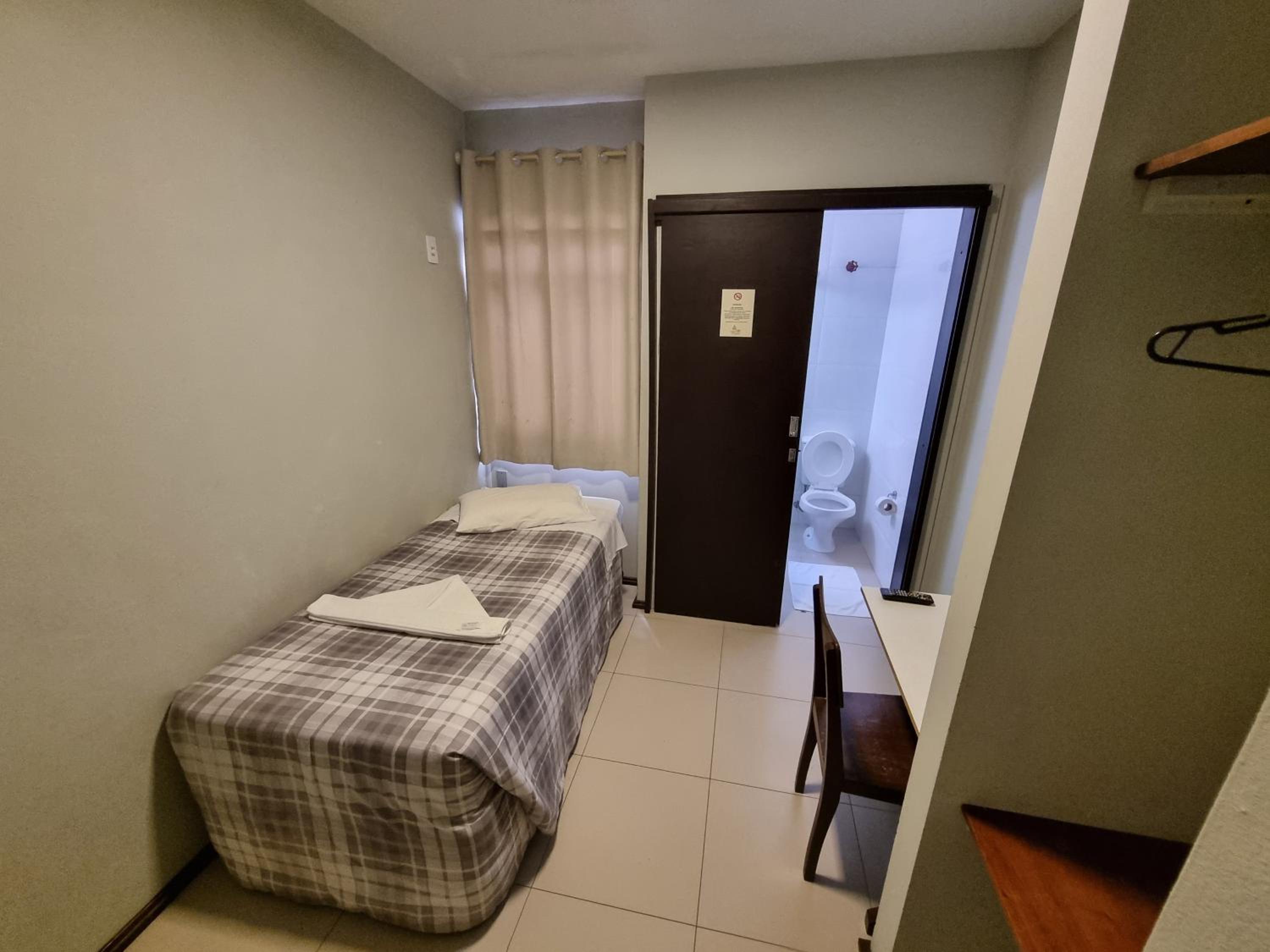 Budget Single Room with Fan photo 3