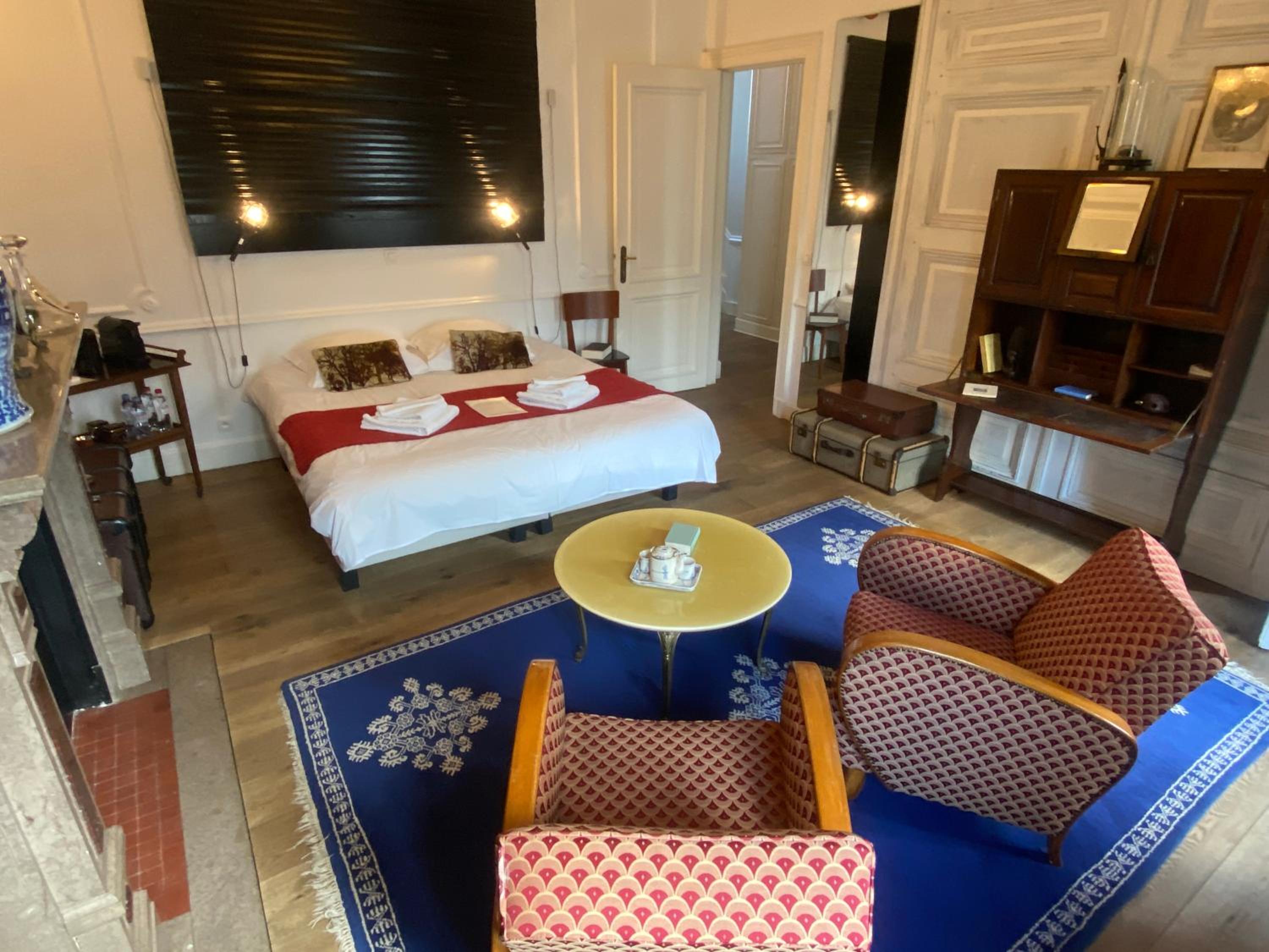 Proust Suite - Photo 5