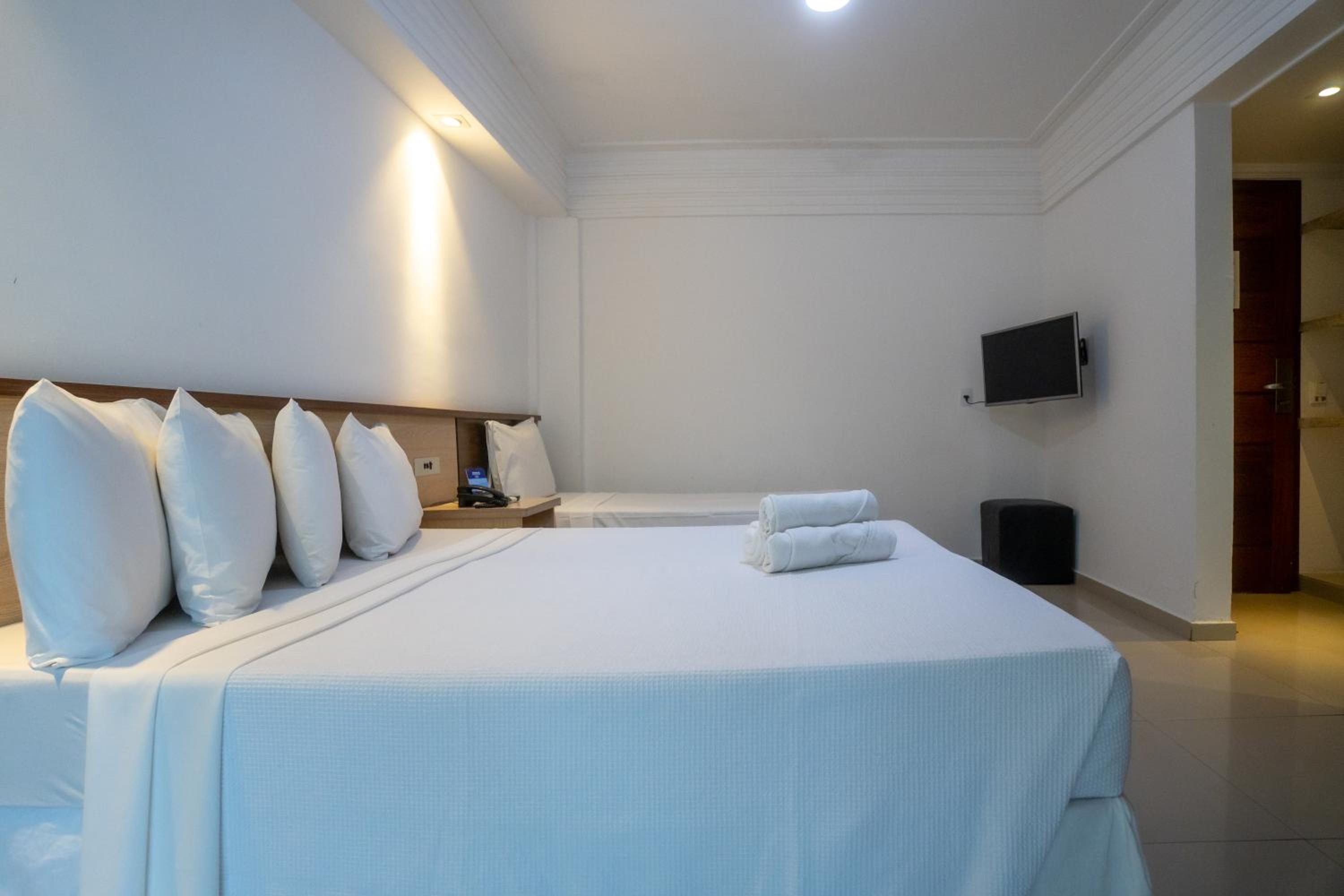 Standard Room - Photo 9
