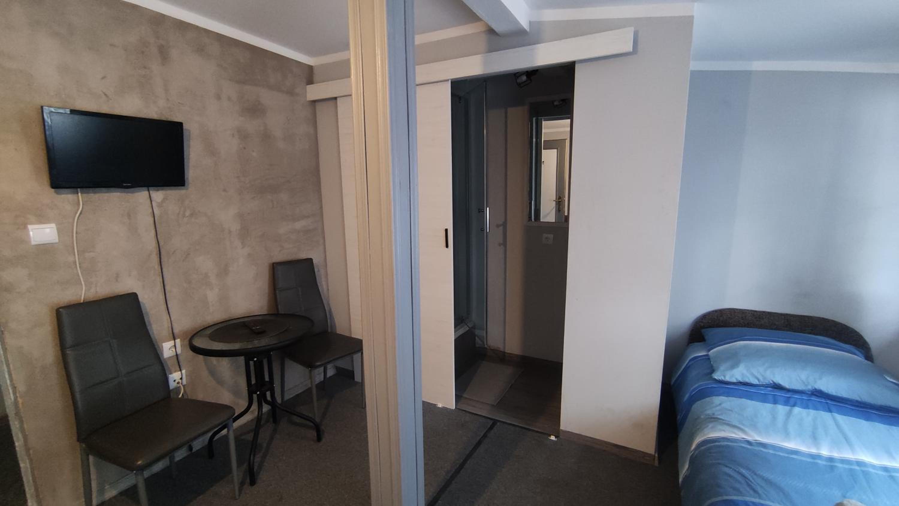 Triple Room with Shared Toilet photo 1