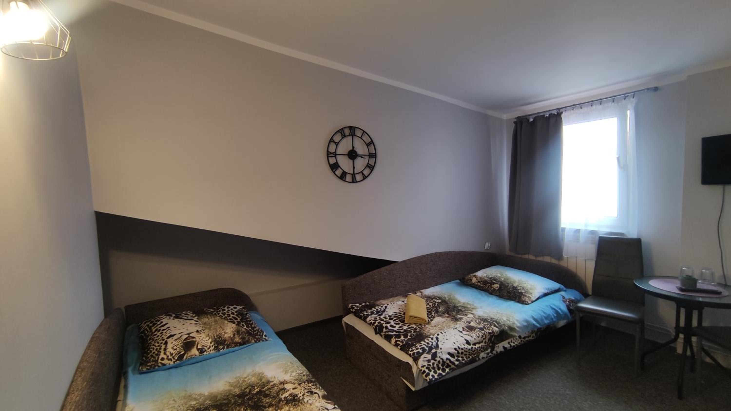 Double Room with Private Bathroom - Photo 4
