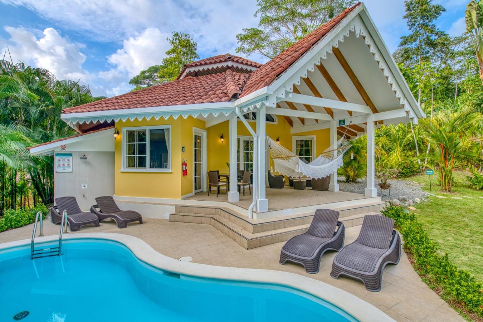 Villa con piscina privada