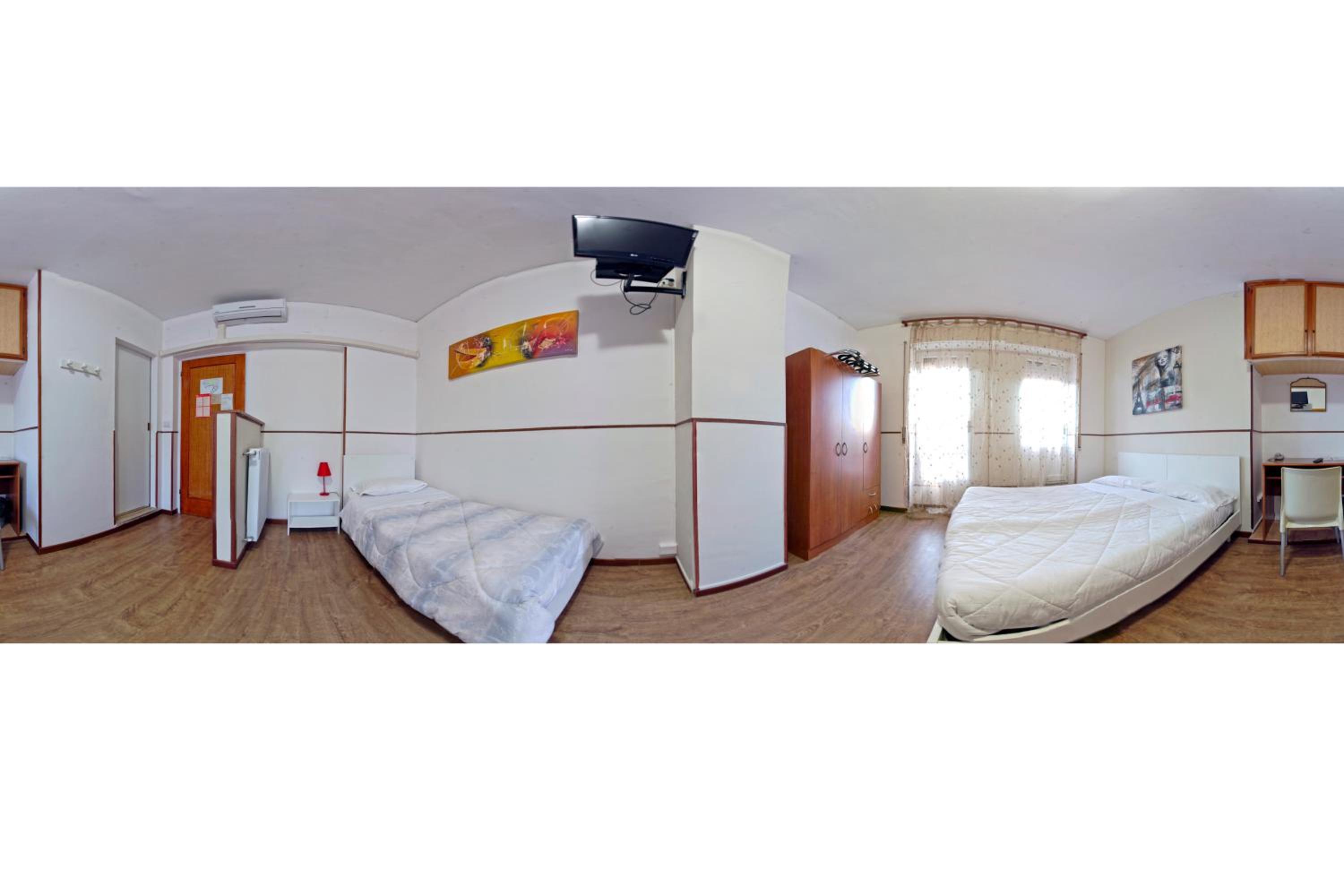 Triple Room - Photo 2