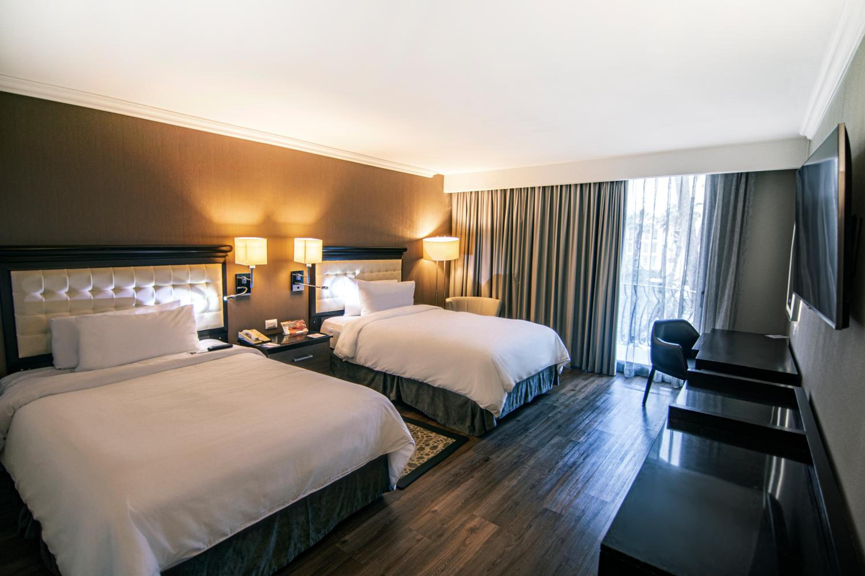 Executive Double Room - Photo 7