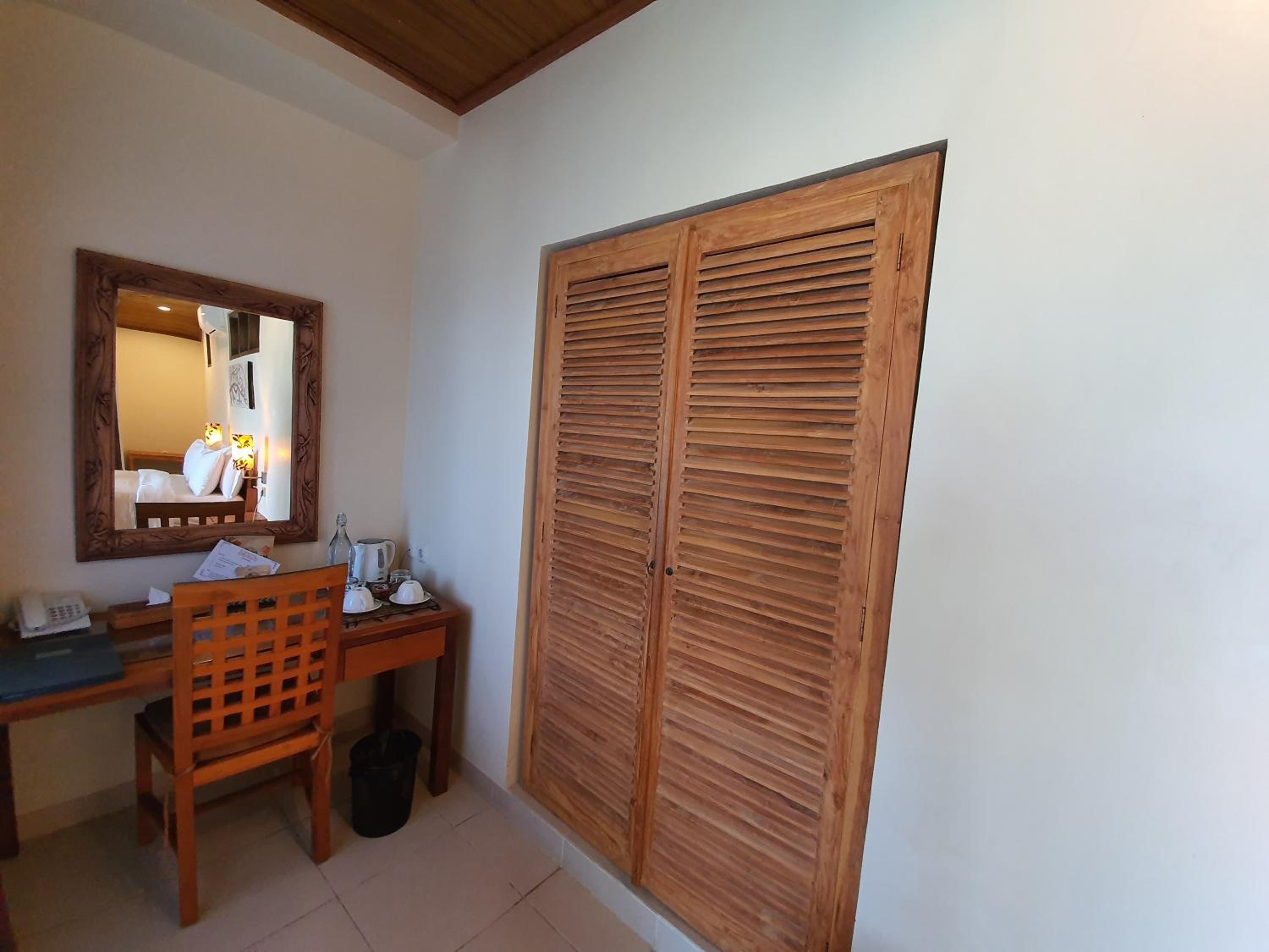 One-Bedroom Bungalow with Sea View photo 2