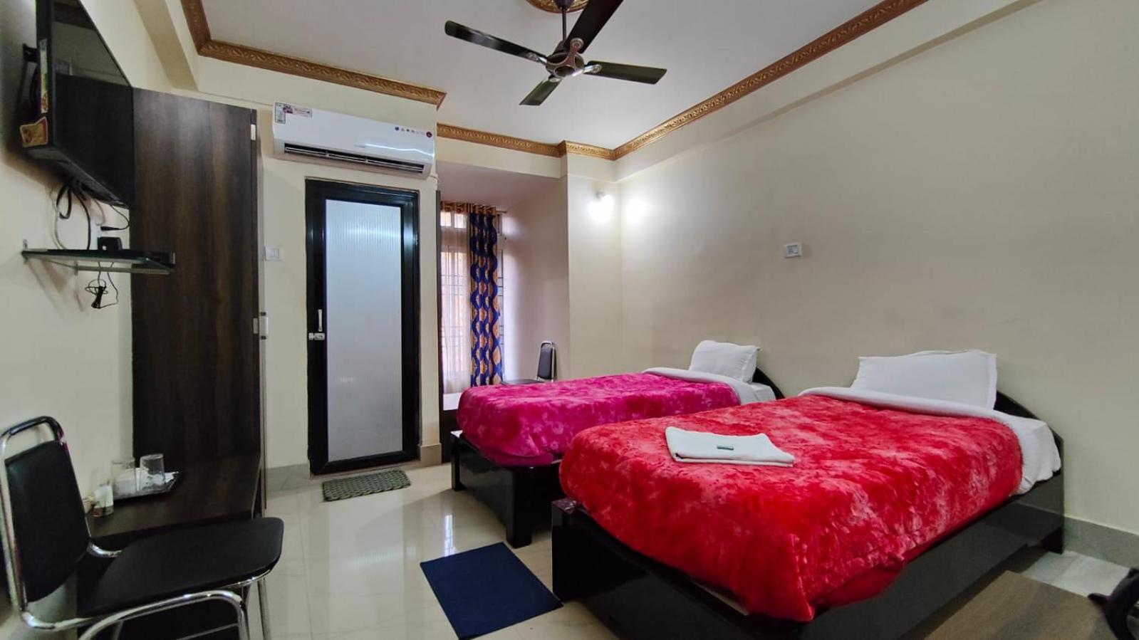 Deluxe Double Room With Shower