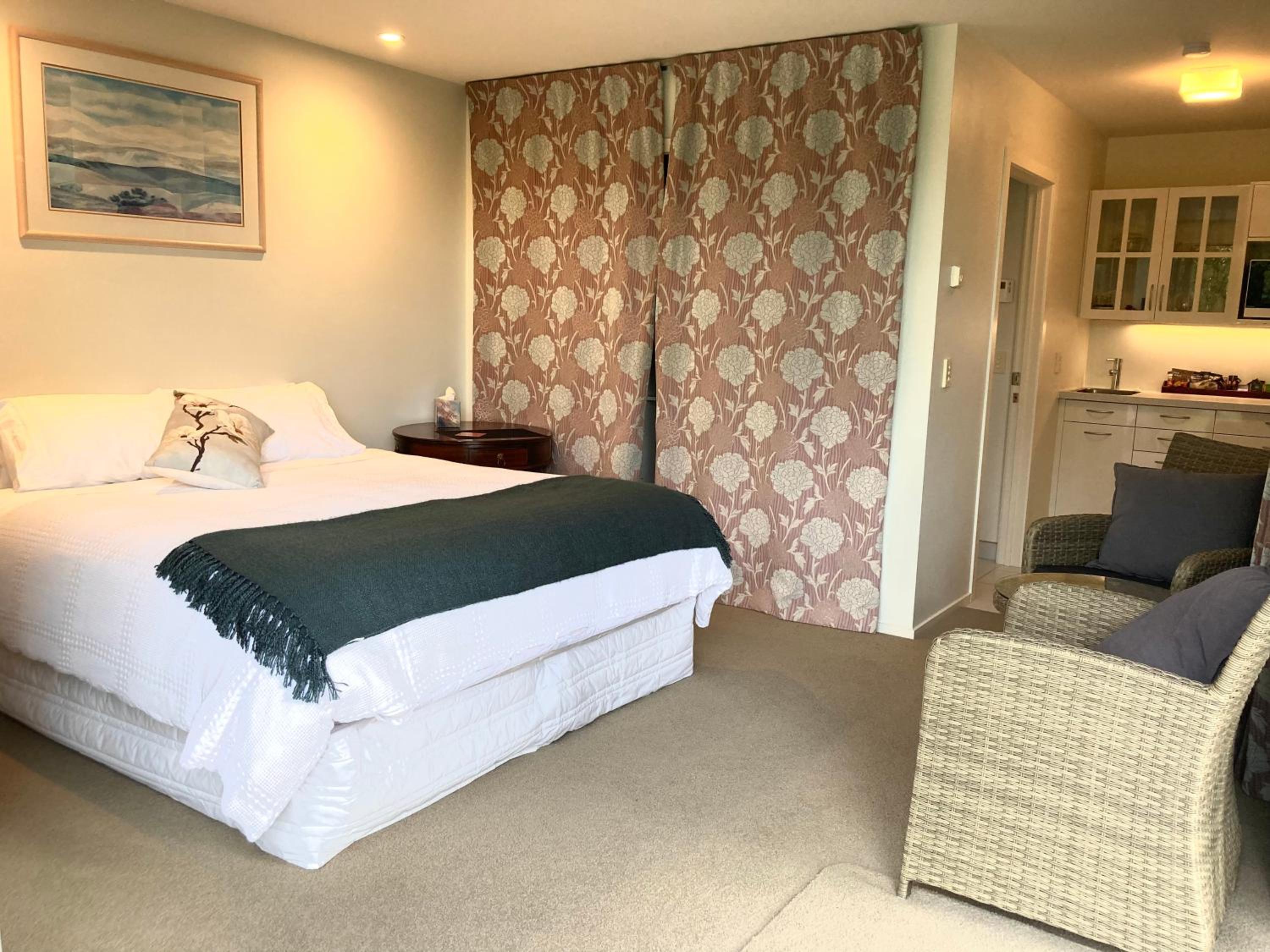 Superior King Room photo 1