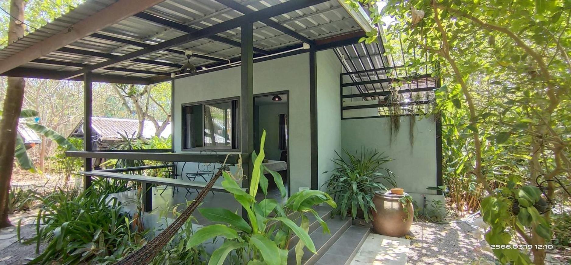 Double Room with Garden View - Photo 10