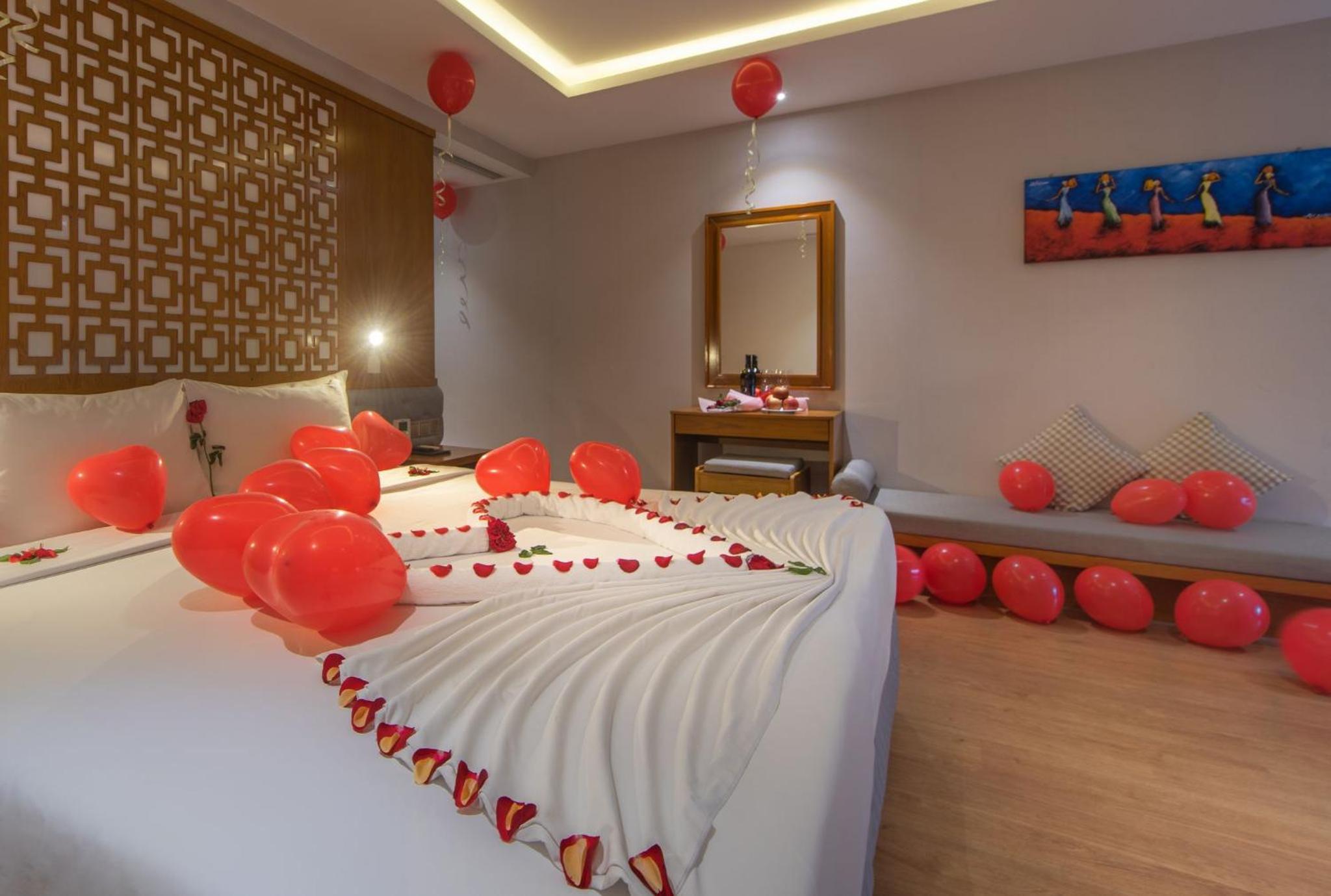Premium Suite - Photo 3