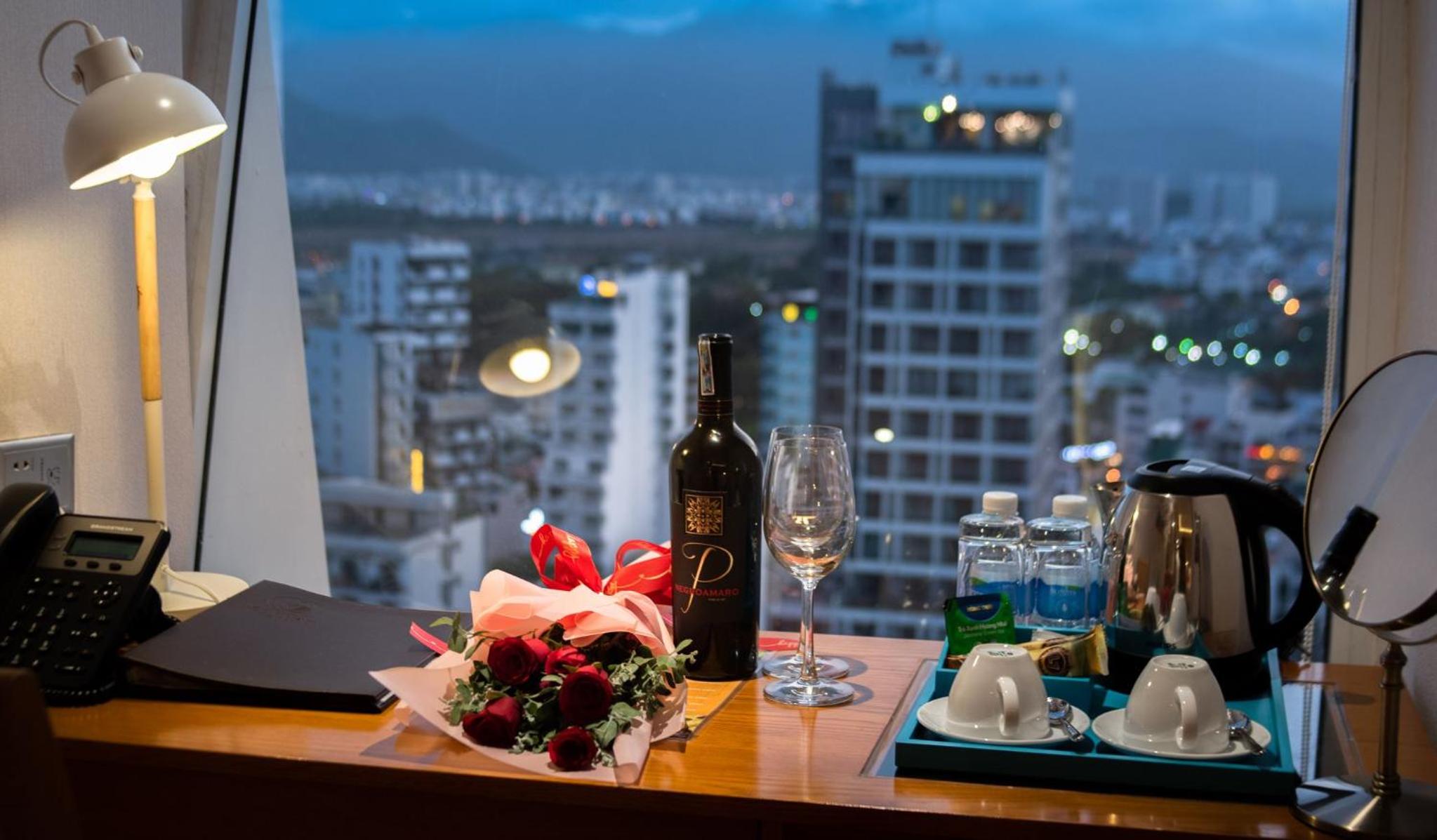Premium Suite - Photo 8