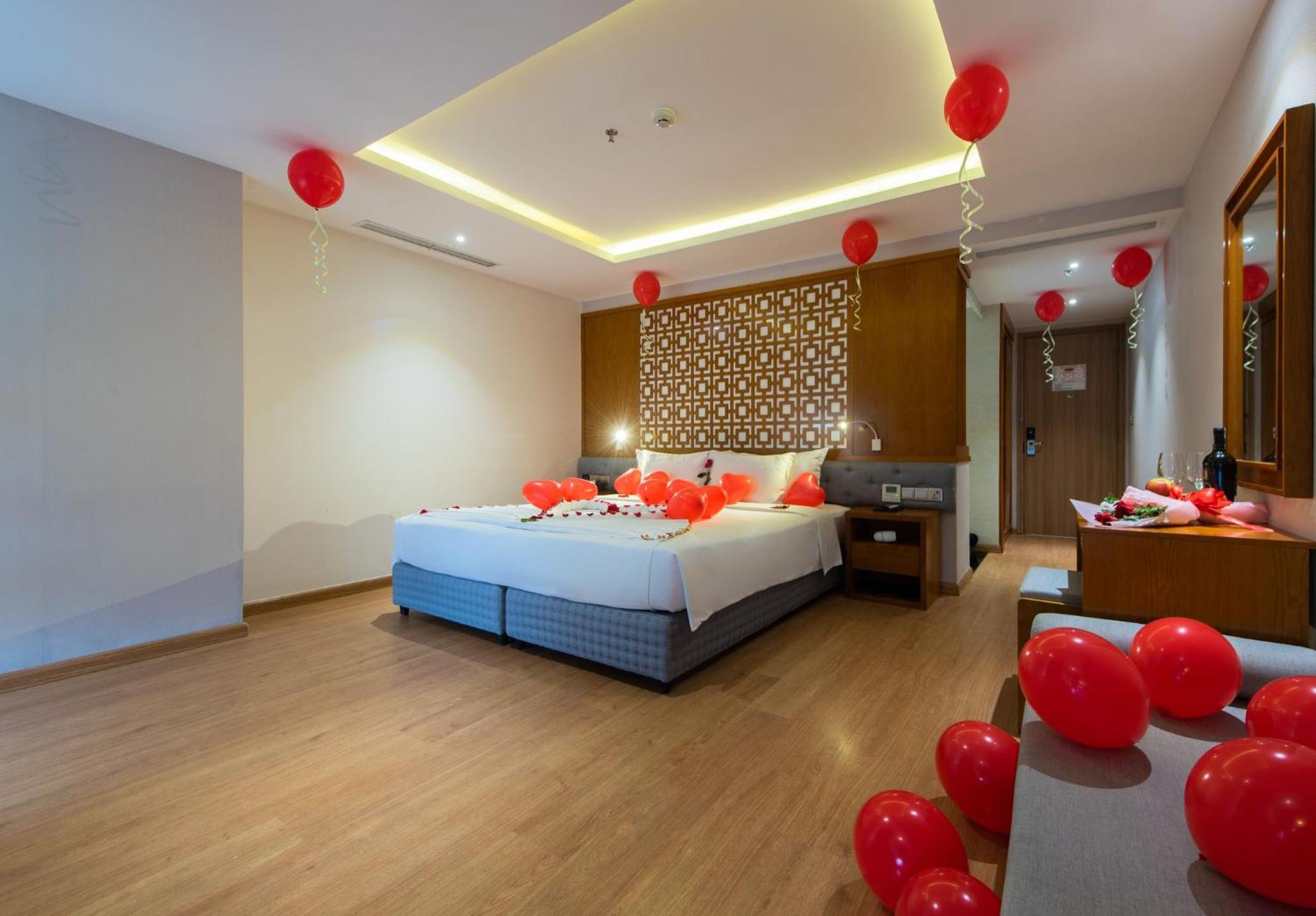 Premium Suite - Photo 4