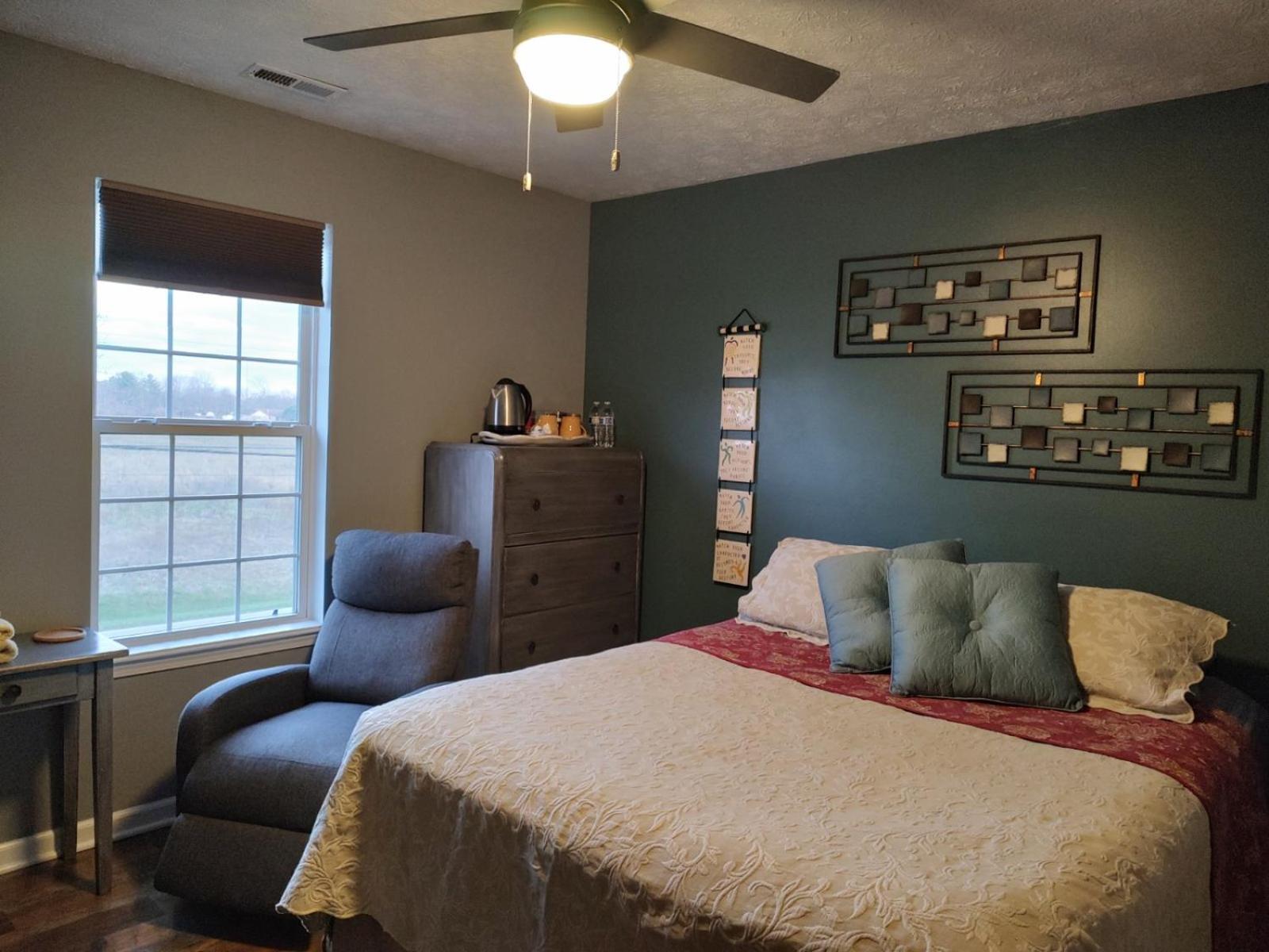 Deluxe Queen Room