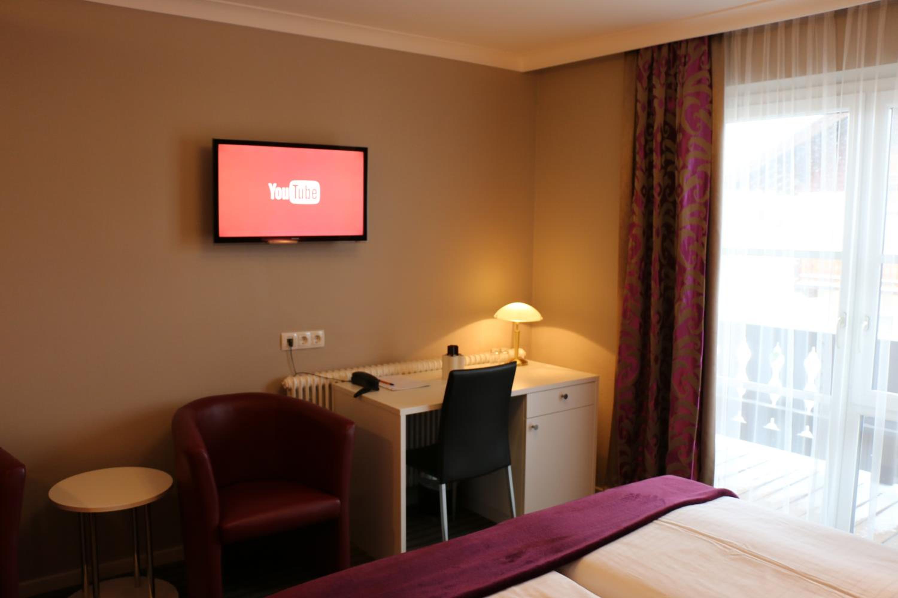 Standard Double Room photo 3