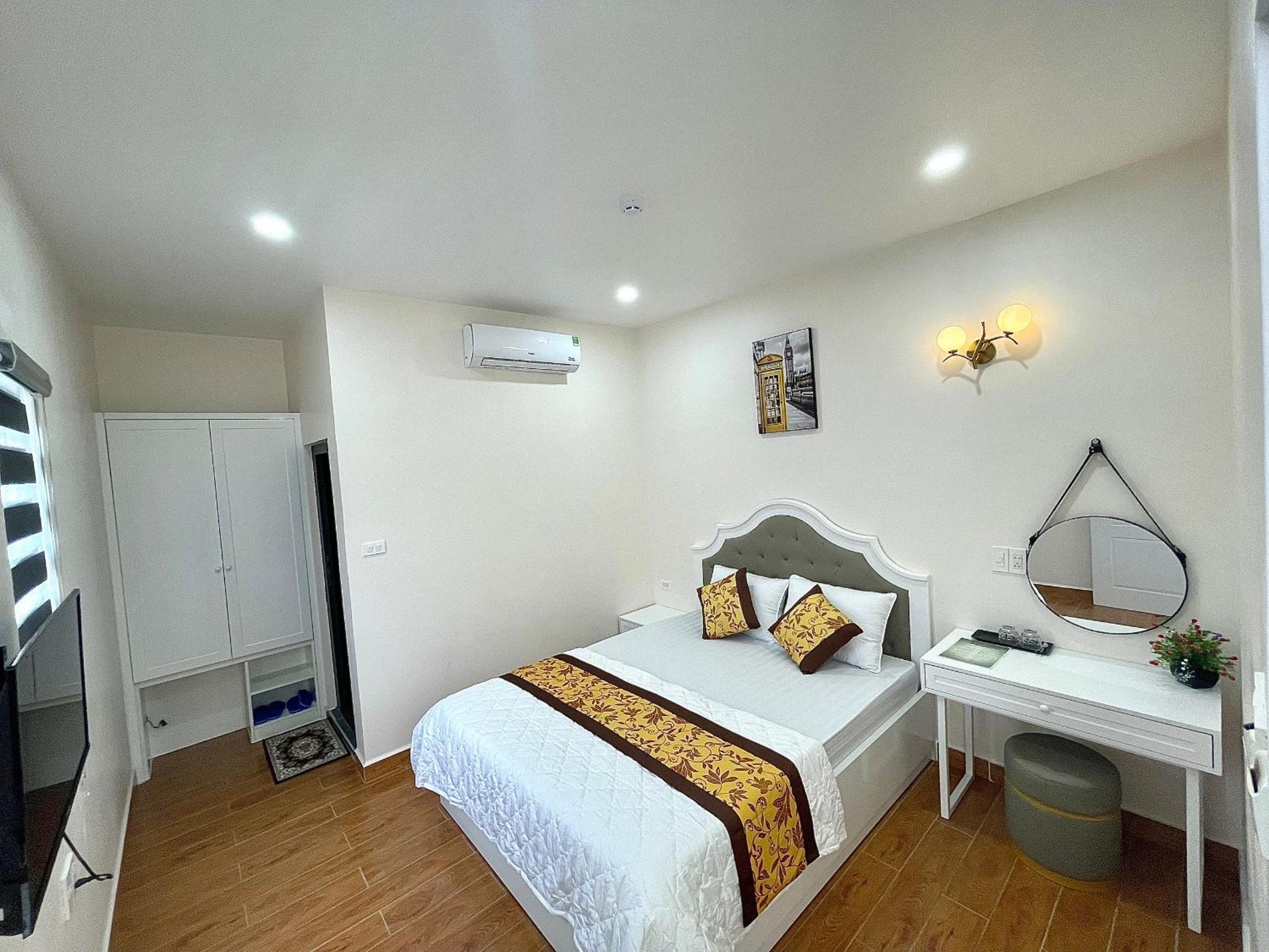 Standard King Room - Photo 3