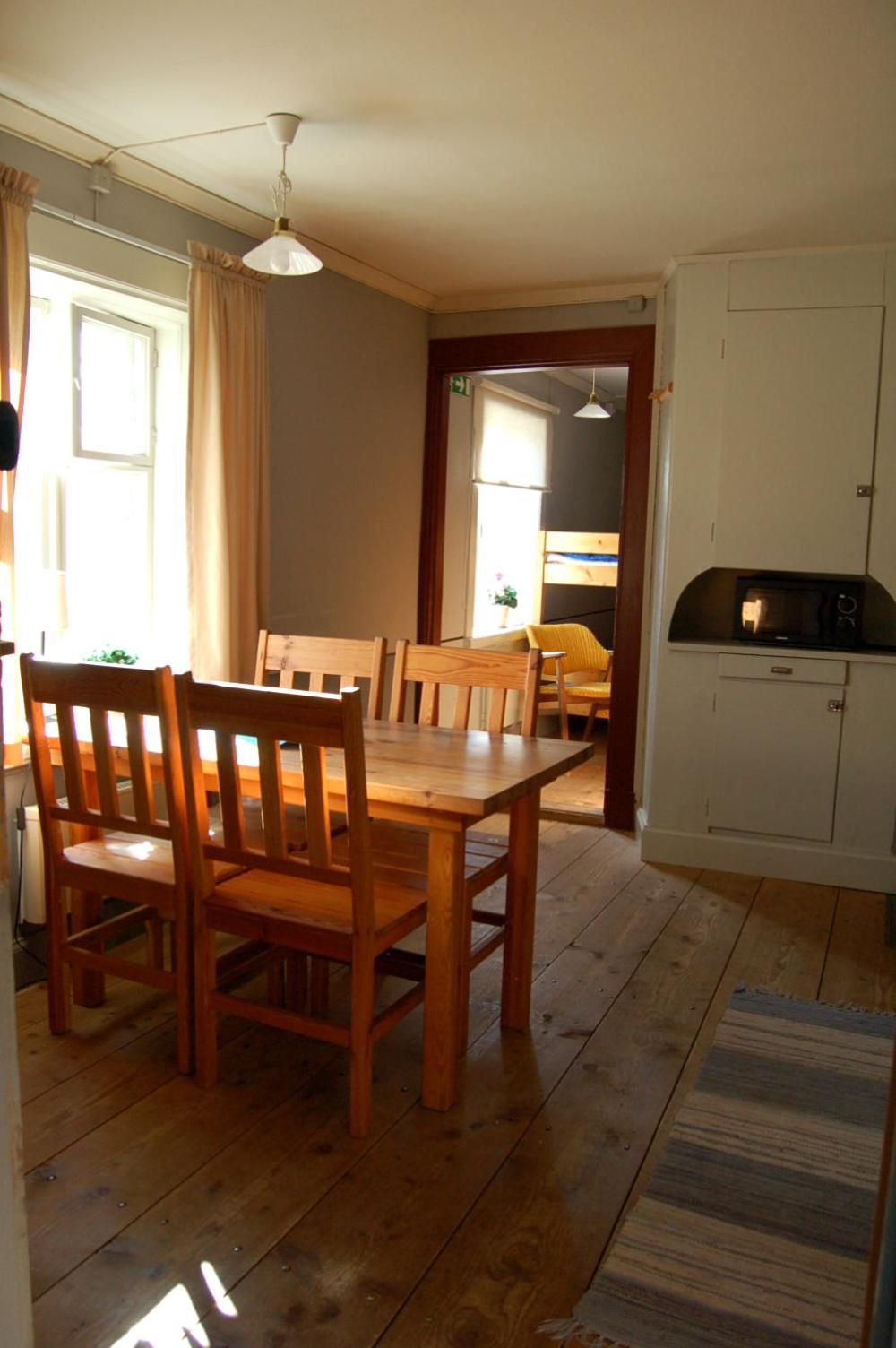 One-Bedroom Apartment (4 Adults) photo 3