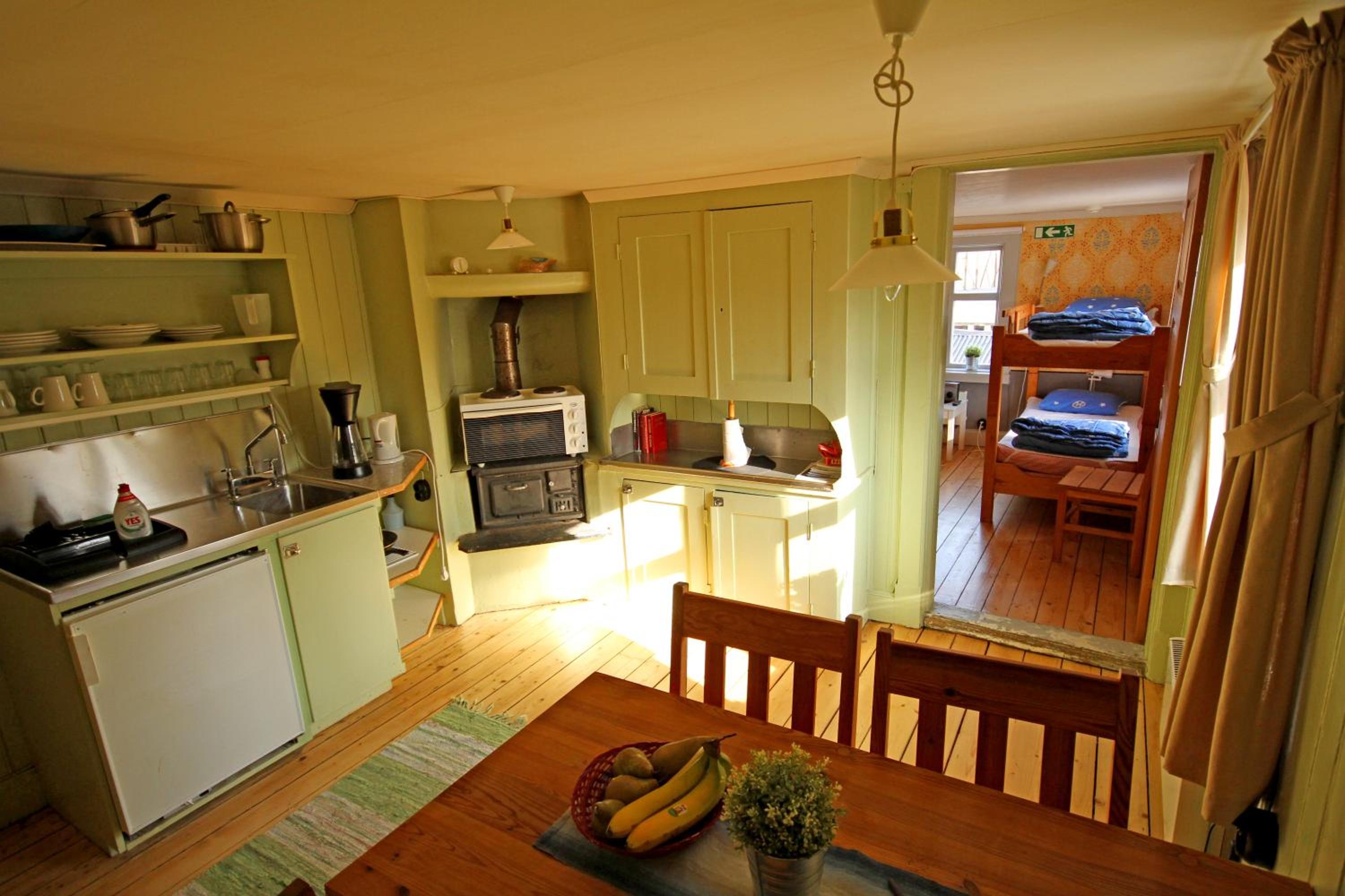One-Bedroom Apartment (3 Adults) photo 3