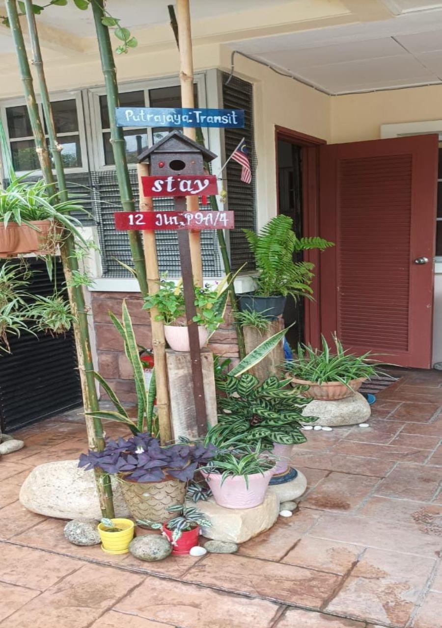 Budget Double Room (Max 2 pax) - Photo 21