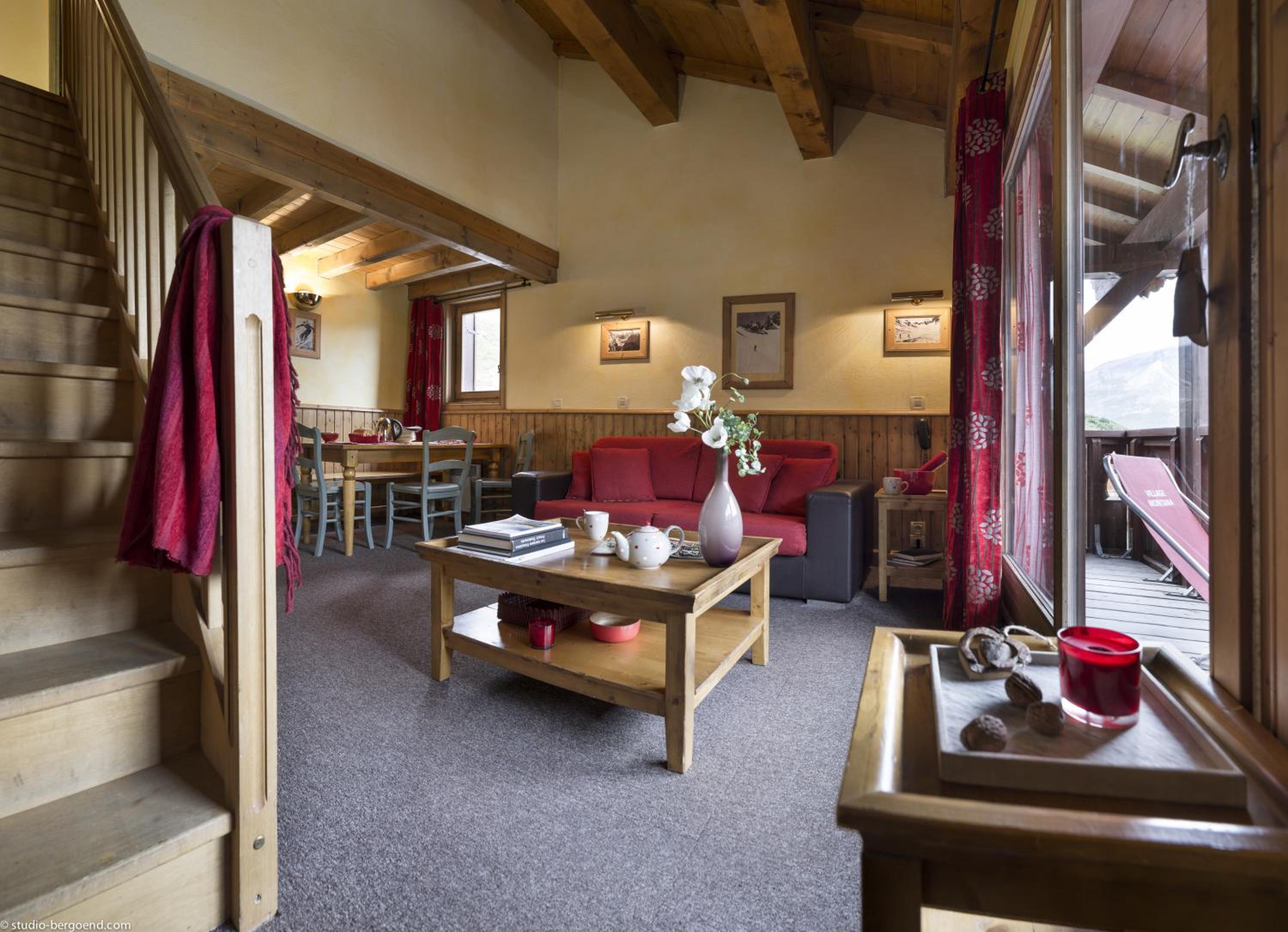 Two-Bedroom Apartment with Cabin photo 3