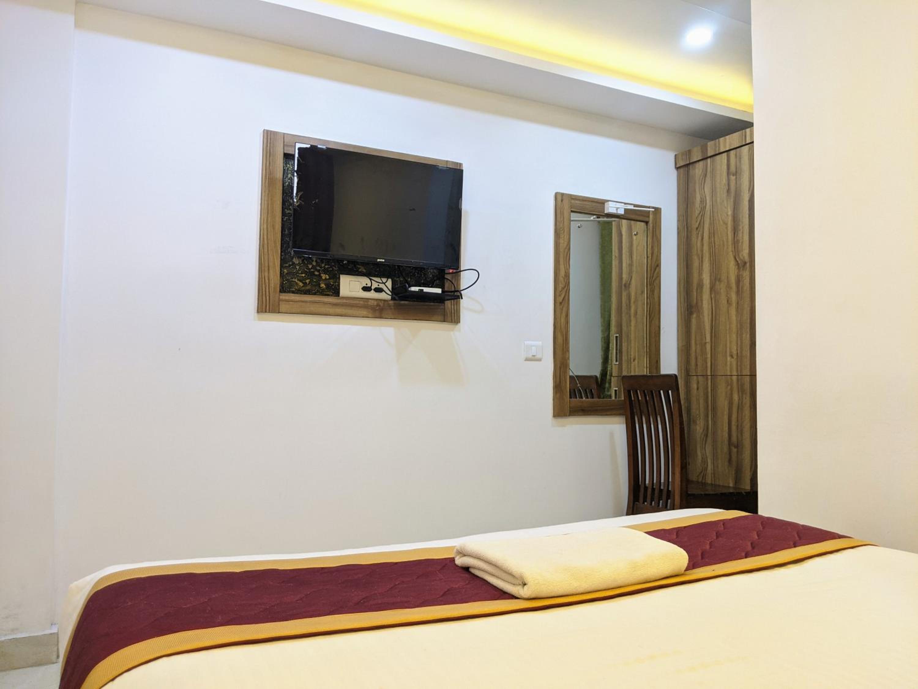 Double Room - Photo 4