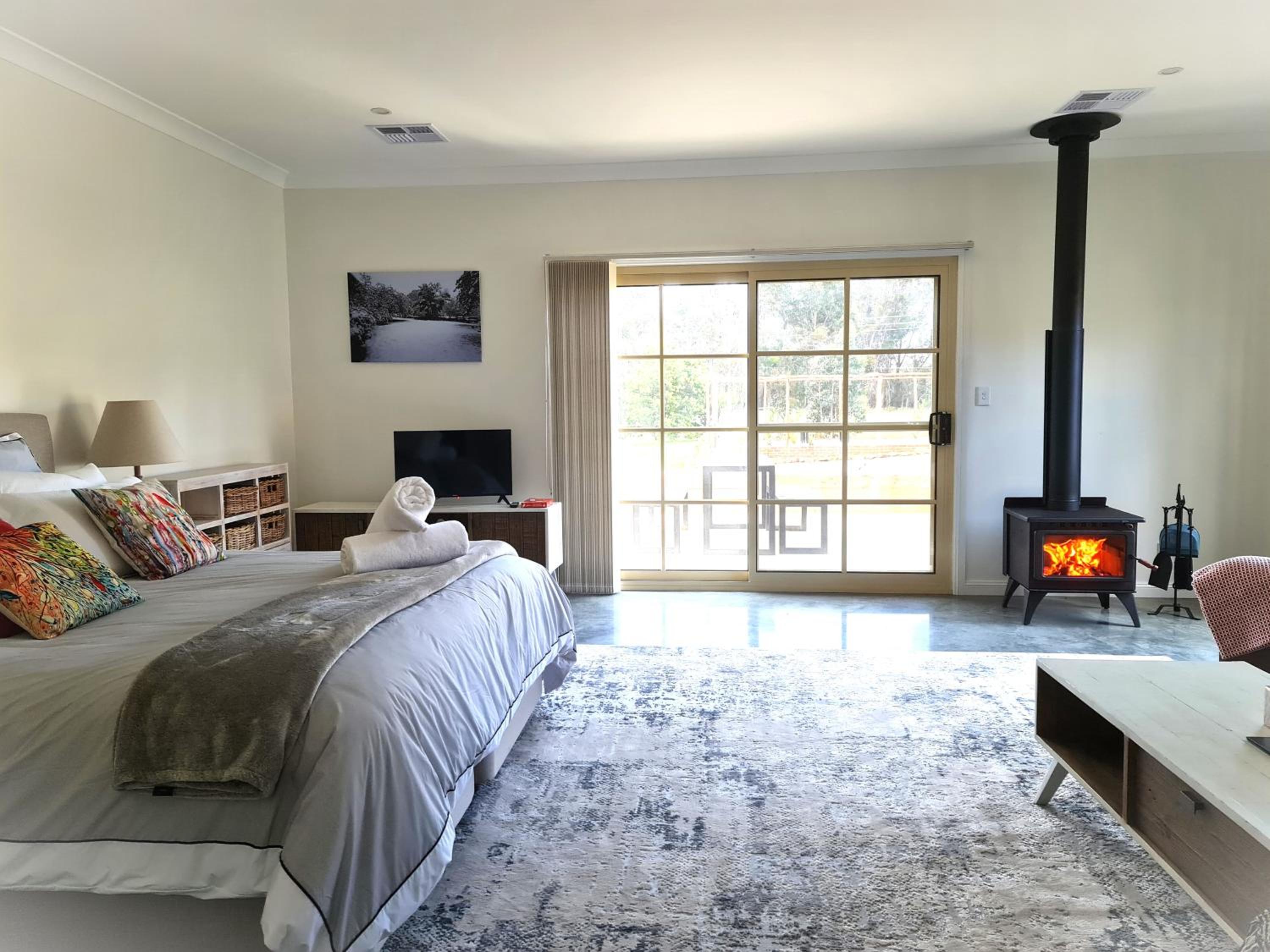 Family Room - Photo 23