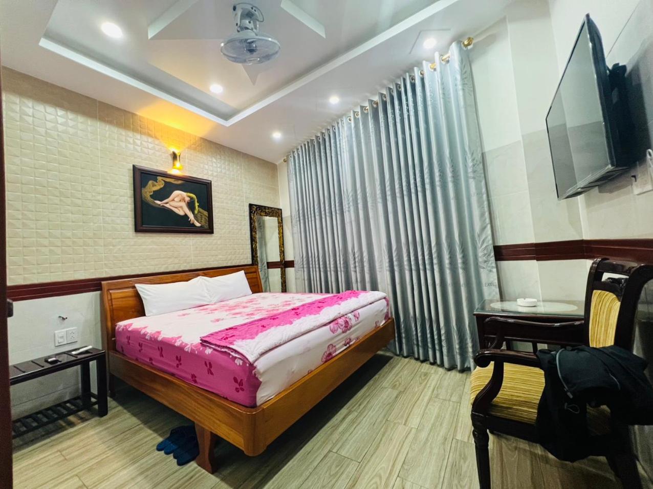 Deluxe Room (2 Adults + 1 Child) photo 2