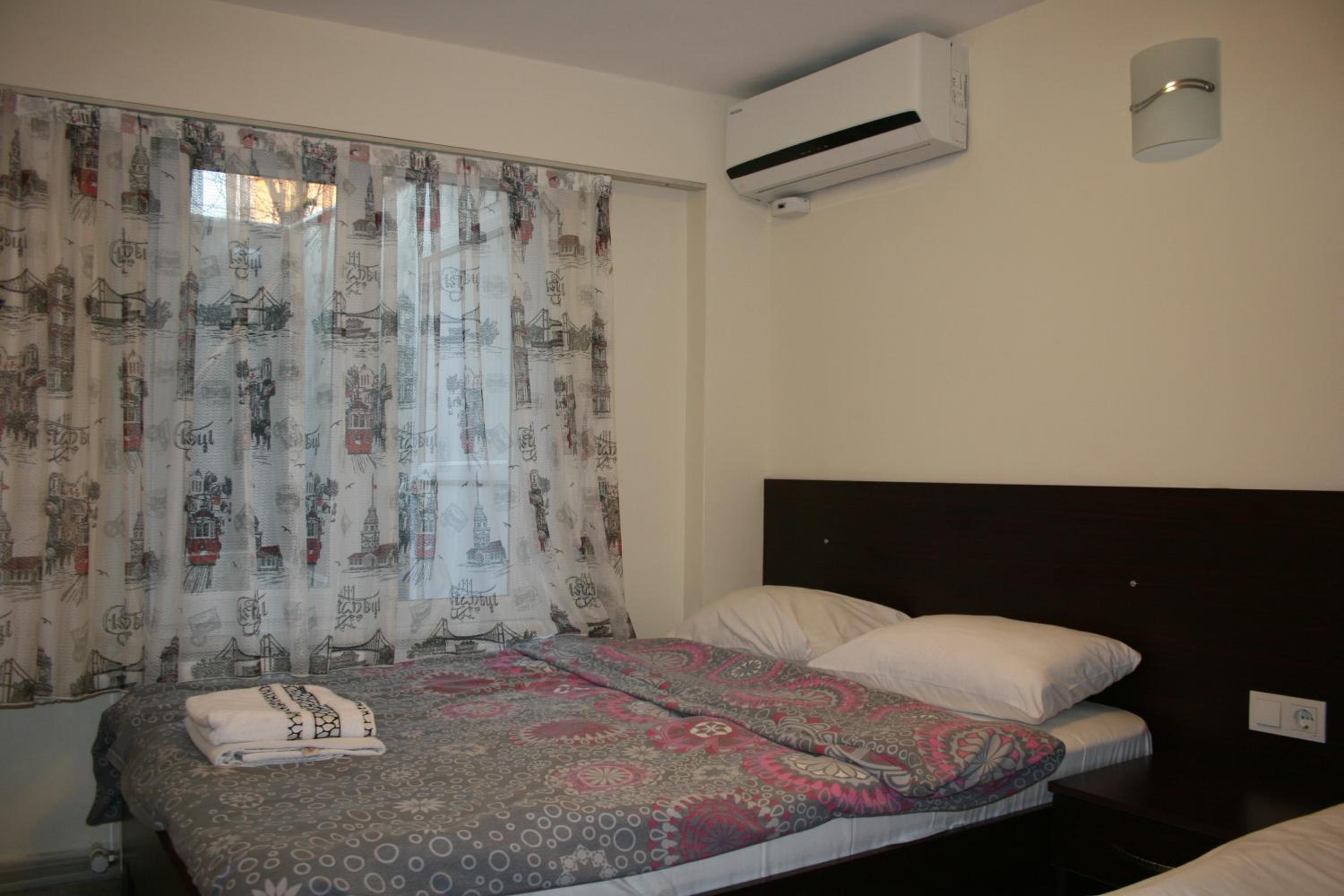 Two-Bedroom Apartment photo 2