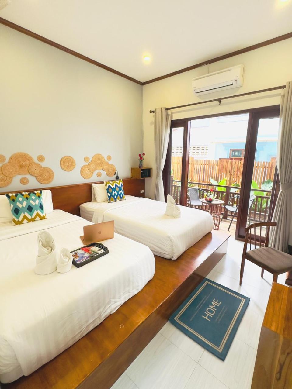 Twin Room With Balcony photo 2