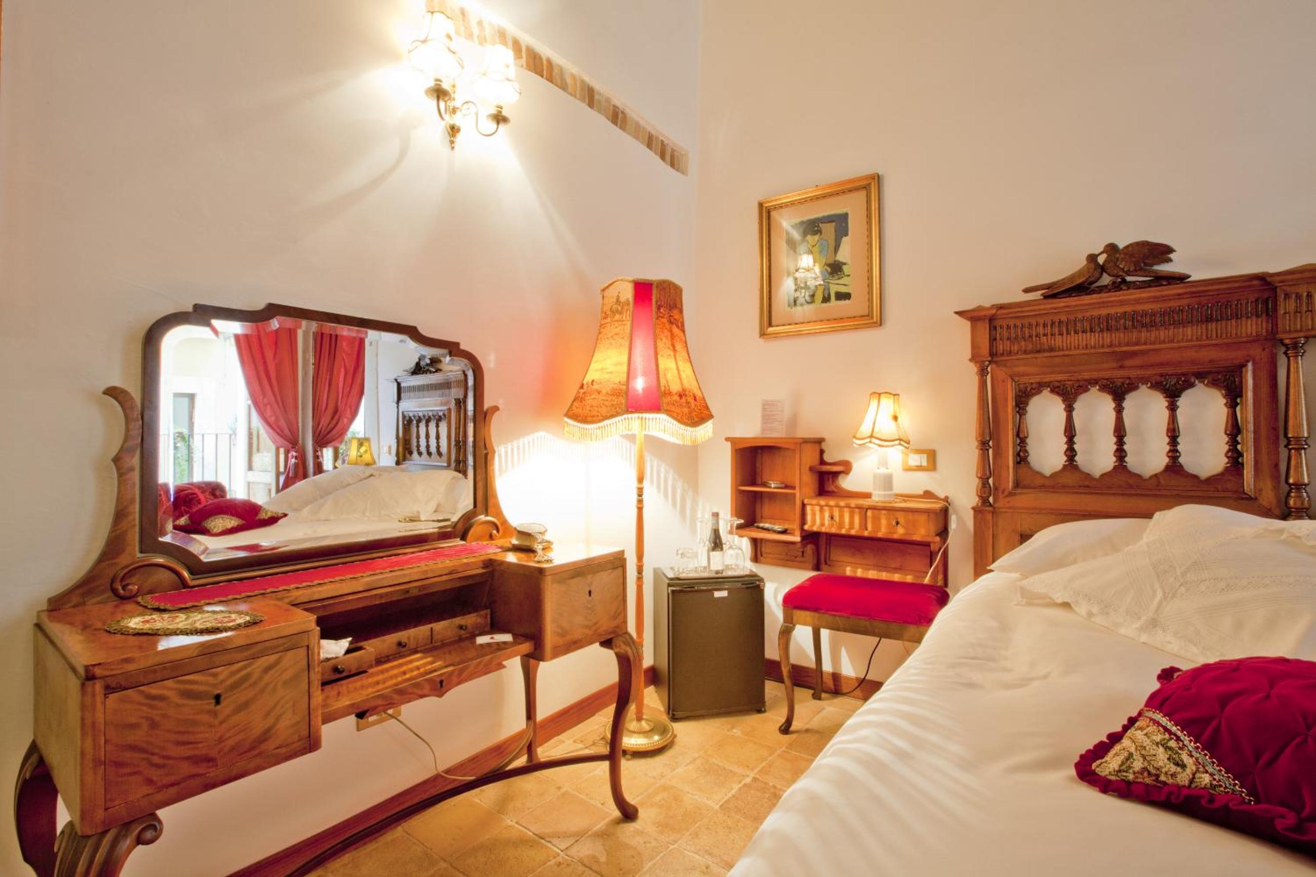 Double Room - Photo 10