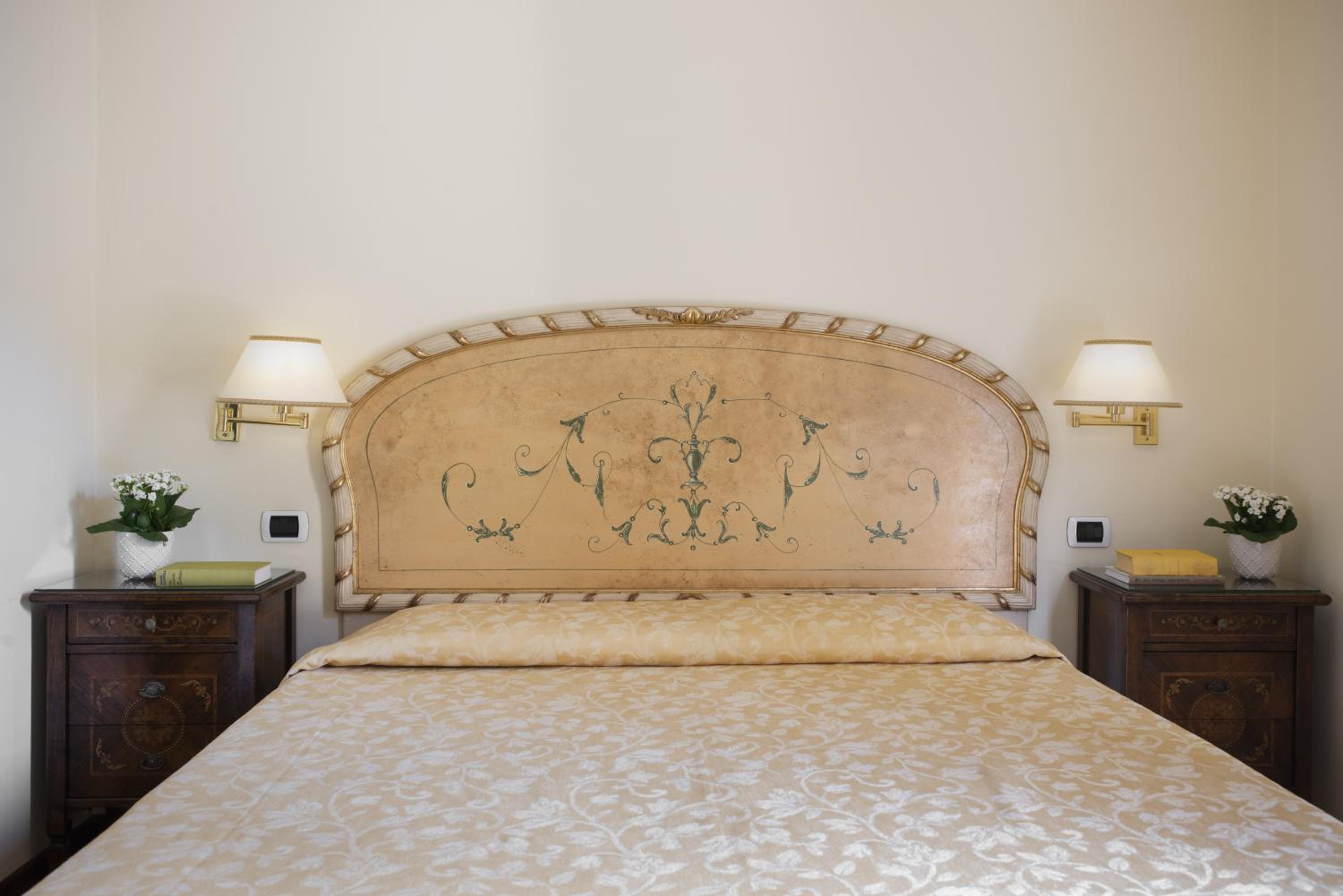 Double or Twin Room photo 1