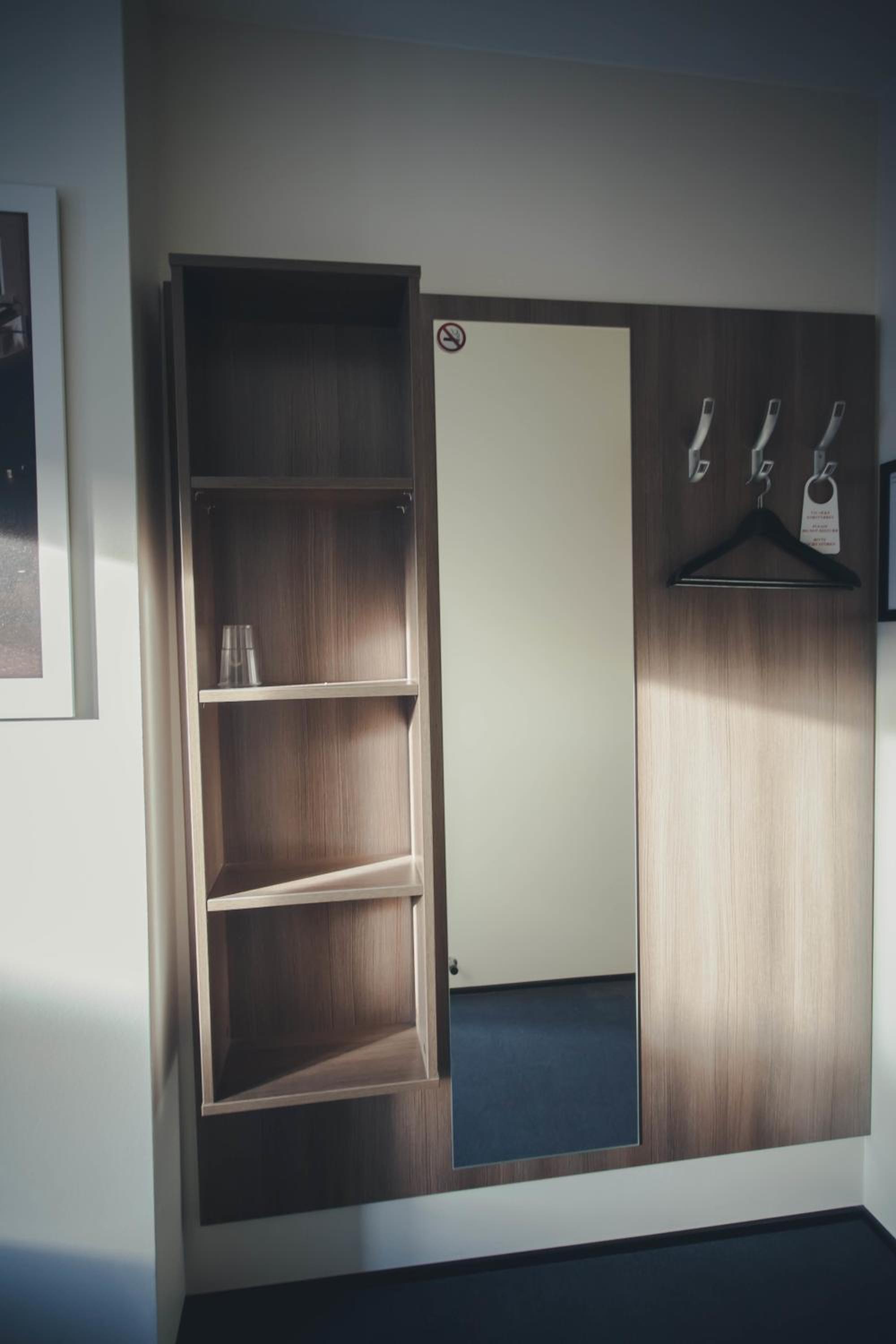 Premium Single Room photo 3