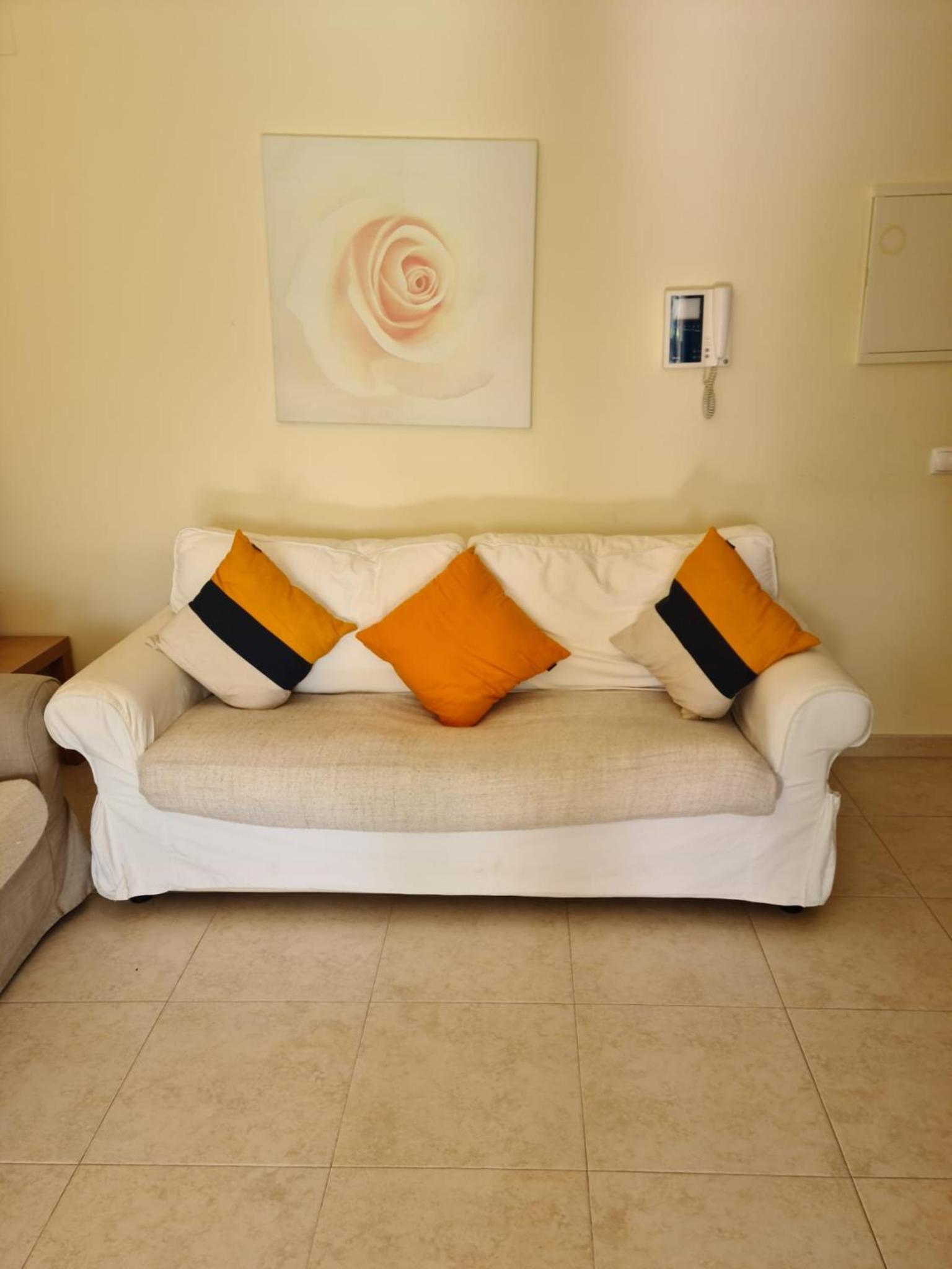 One-Bedroom Apartment - Photo 7