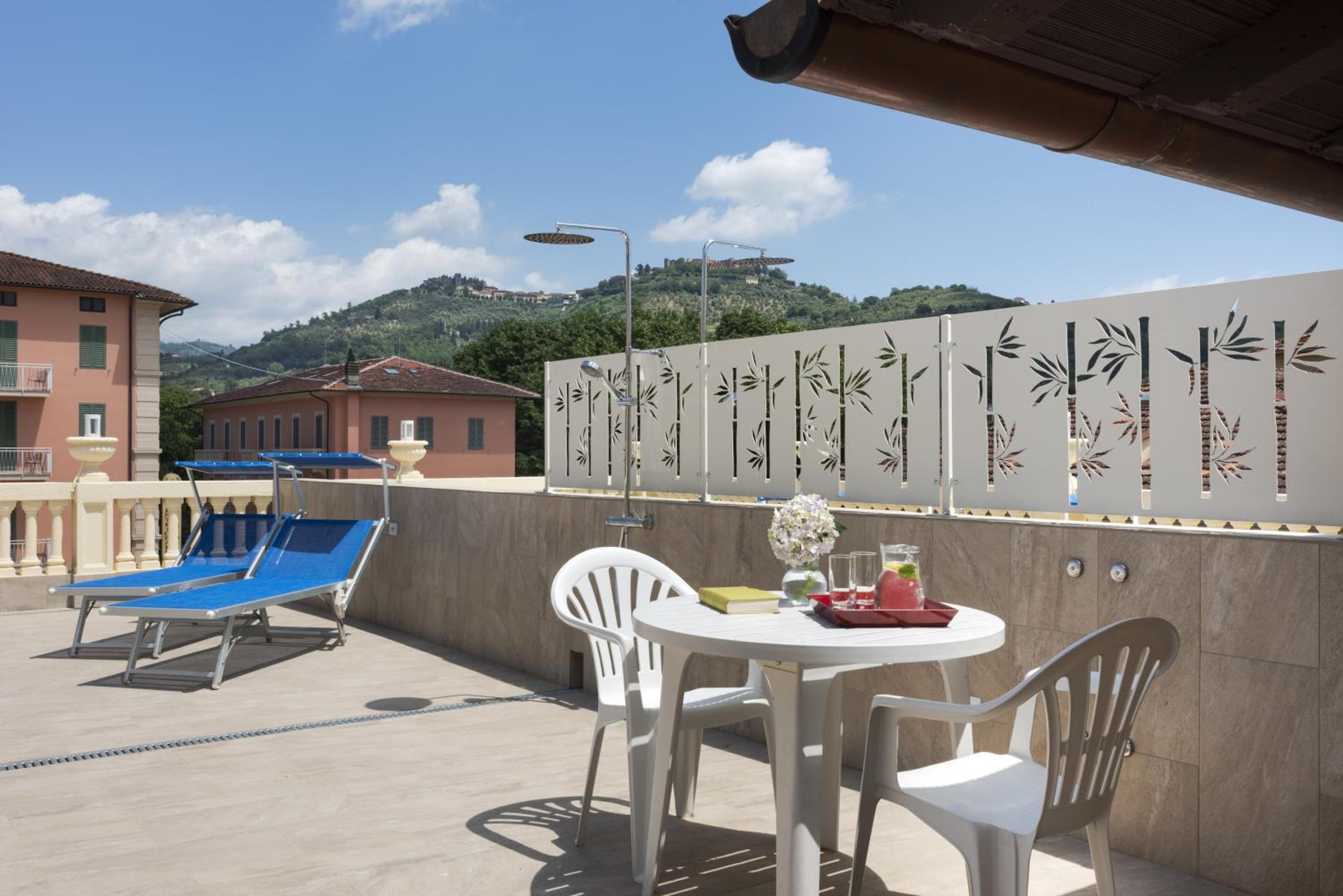 Superior Double or Twin Room with Terrace photo 2