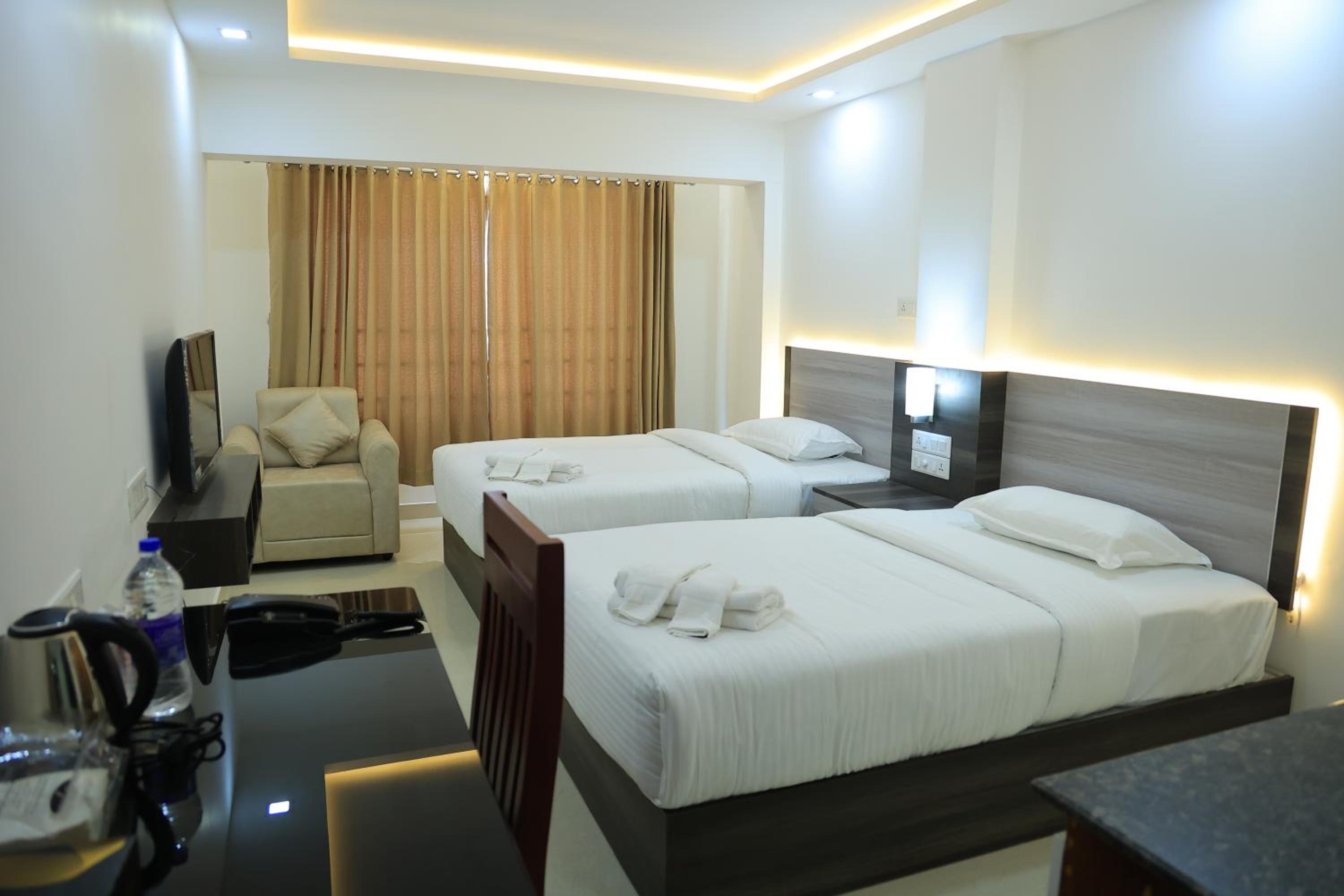 Superior Twin Room photo 3