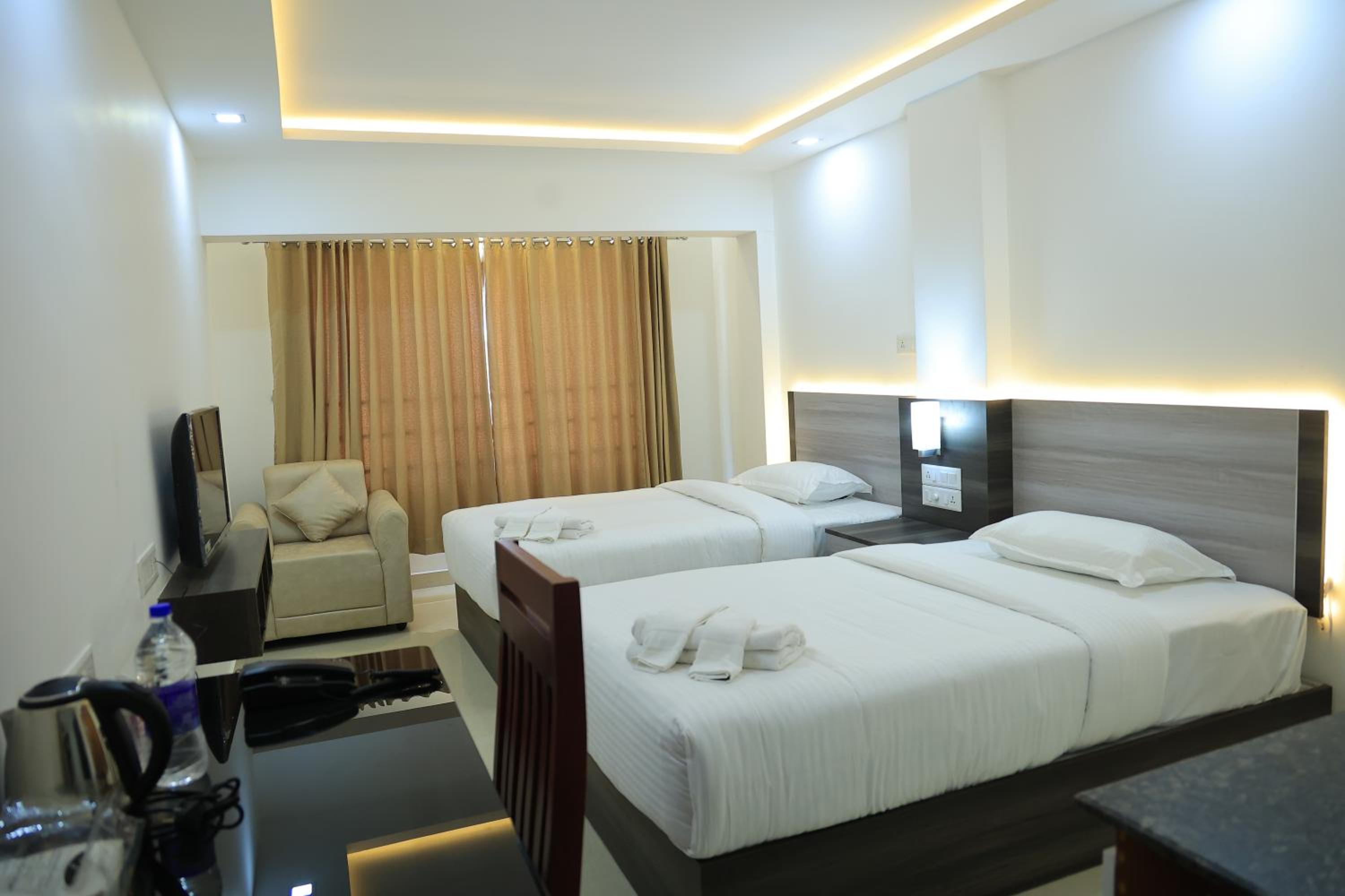 Superior Twin Room photo 2