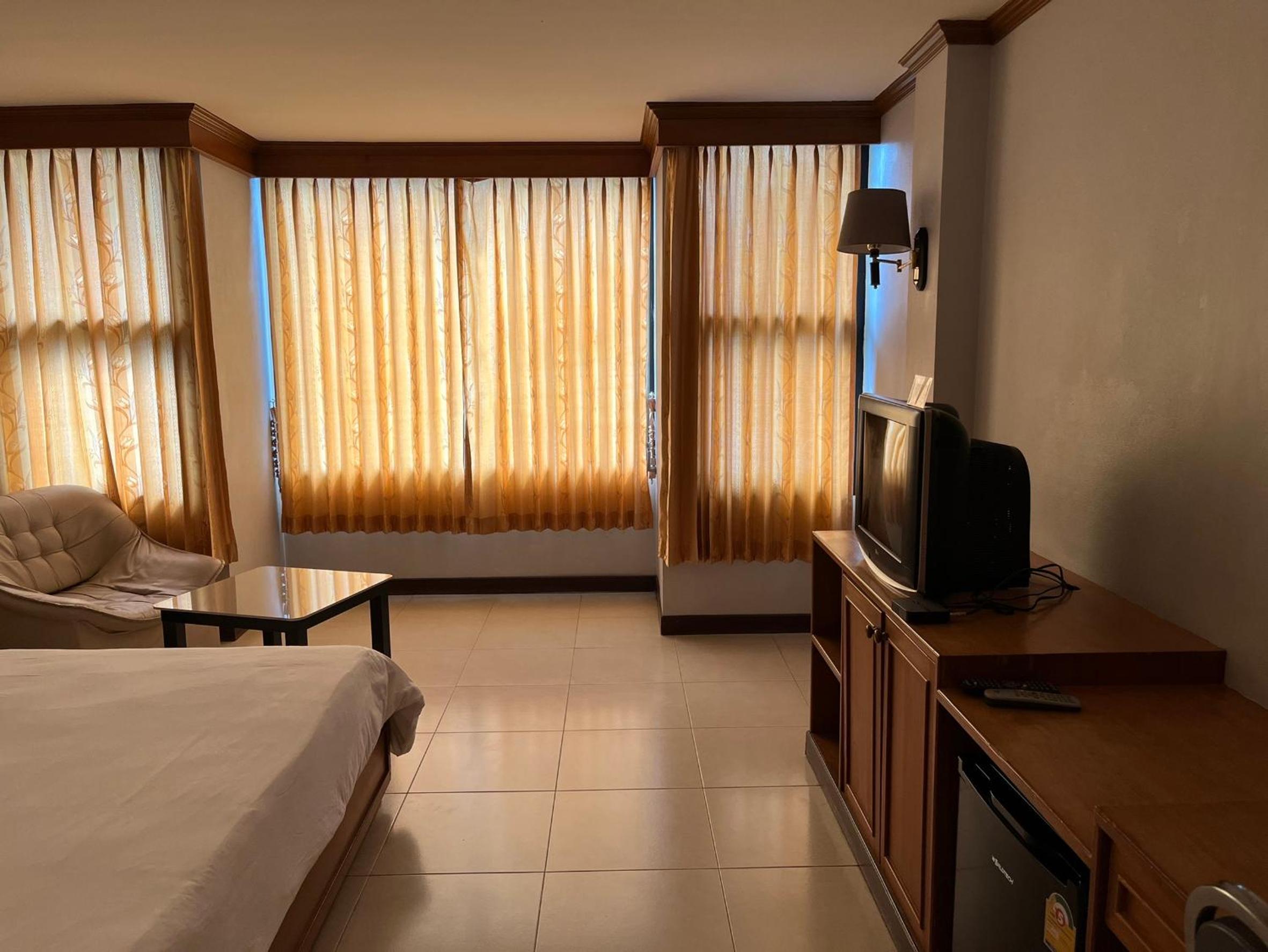 Deluxe Family Room - Photo 4