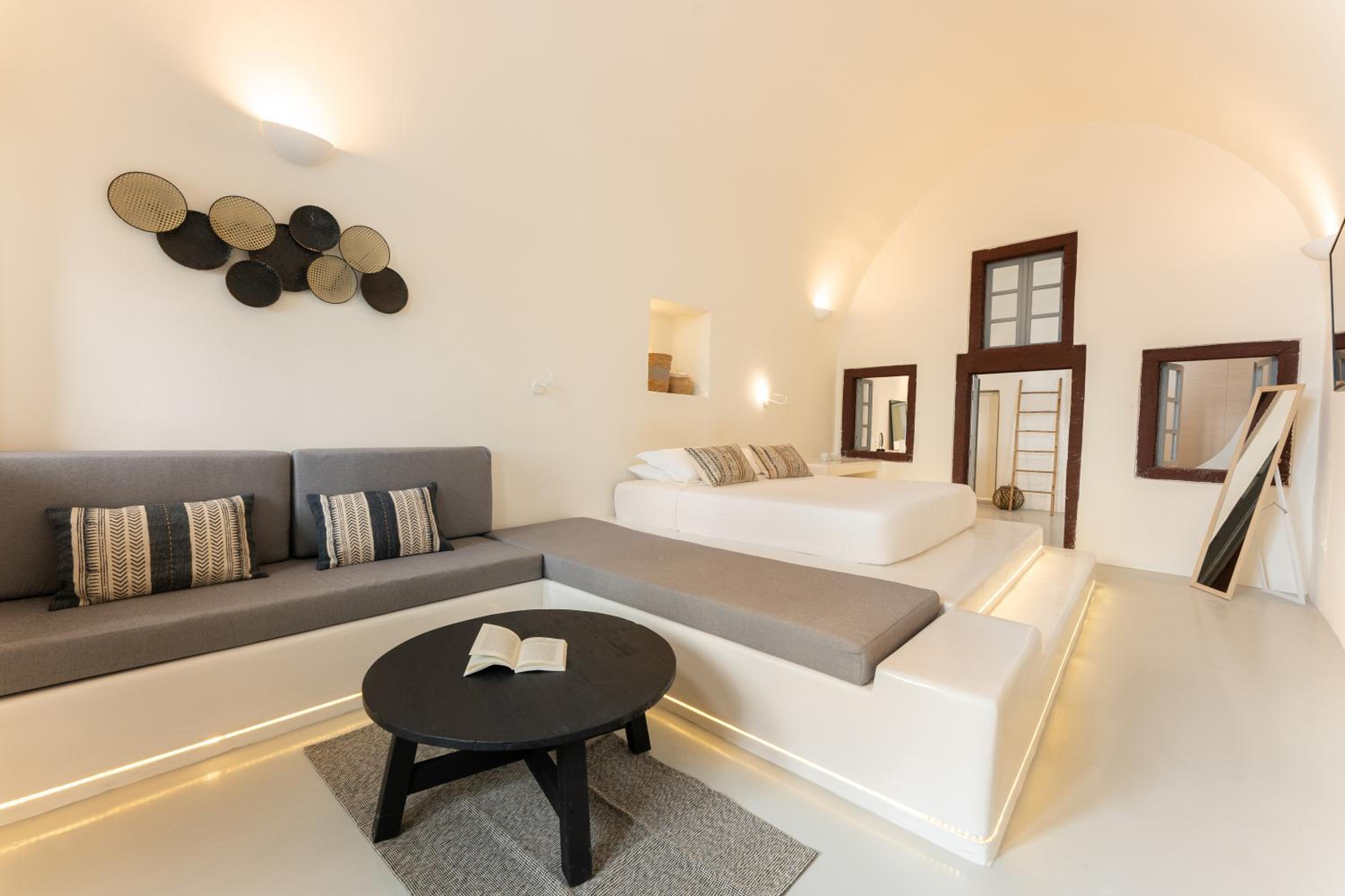 Master Suite with Caldera View and outdoor Hot Tub - Private Terrace