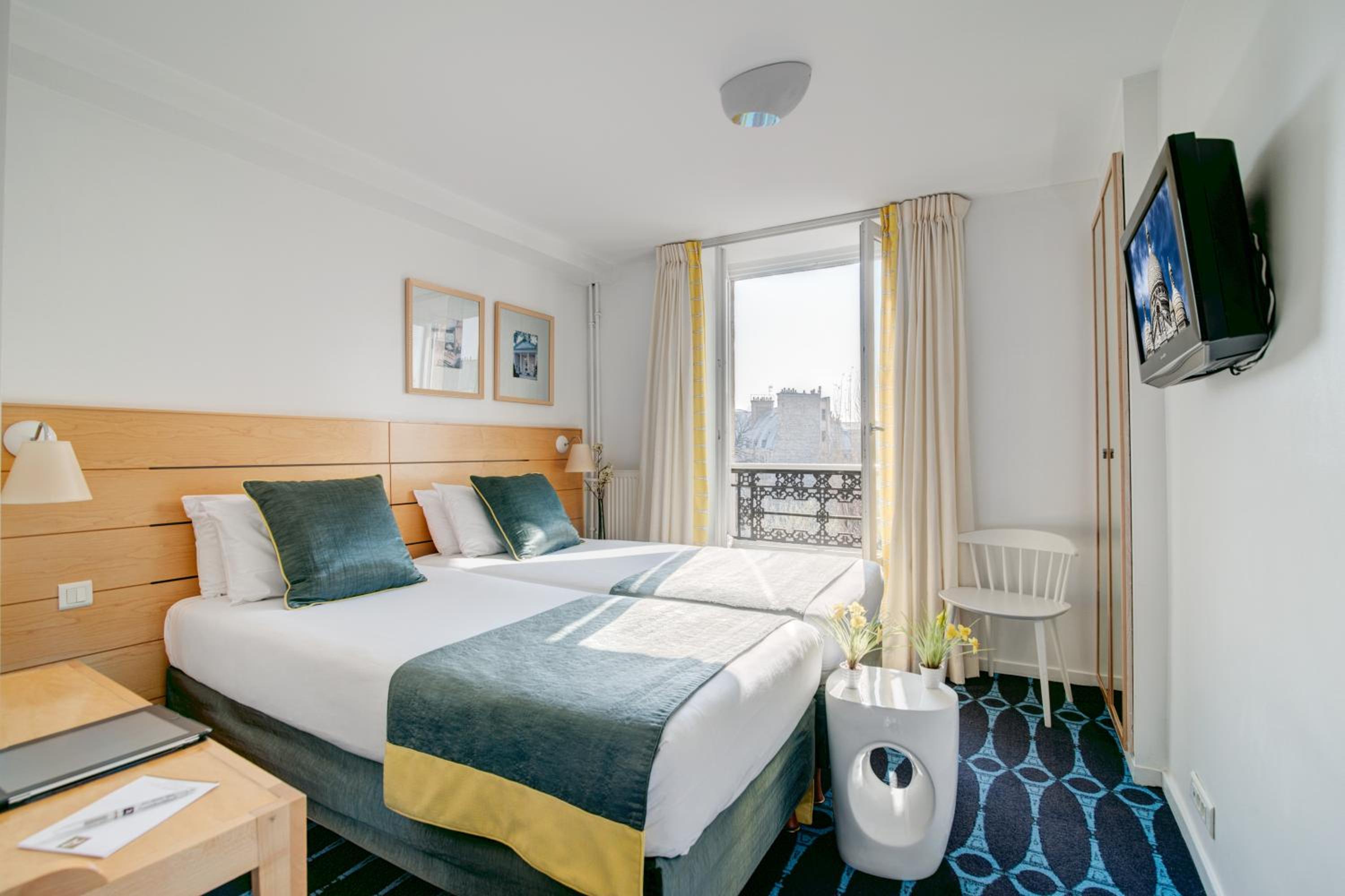 Twin Room