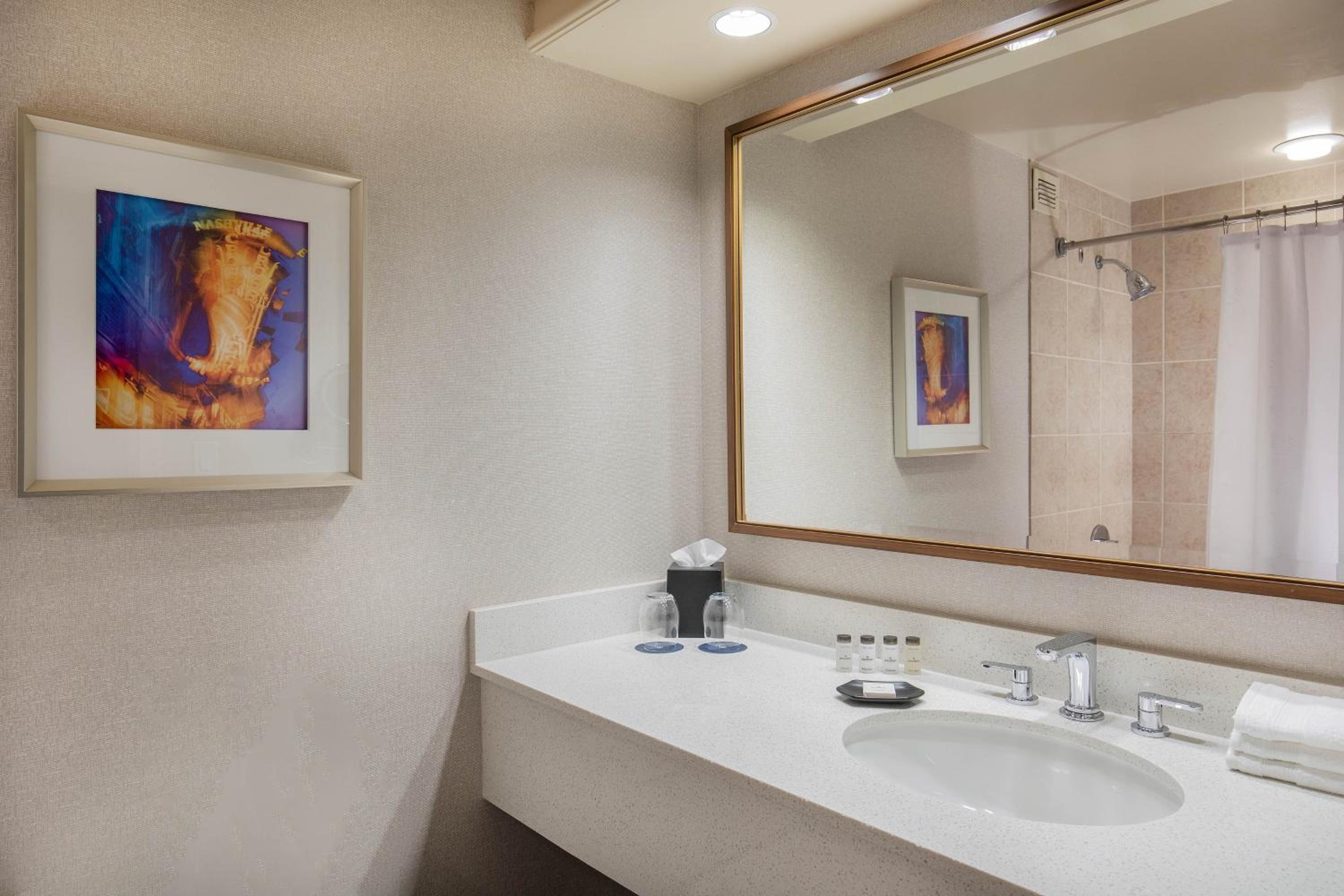 1 KING GUEST ROOM - Photo 6