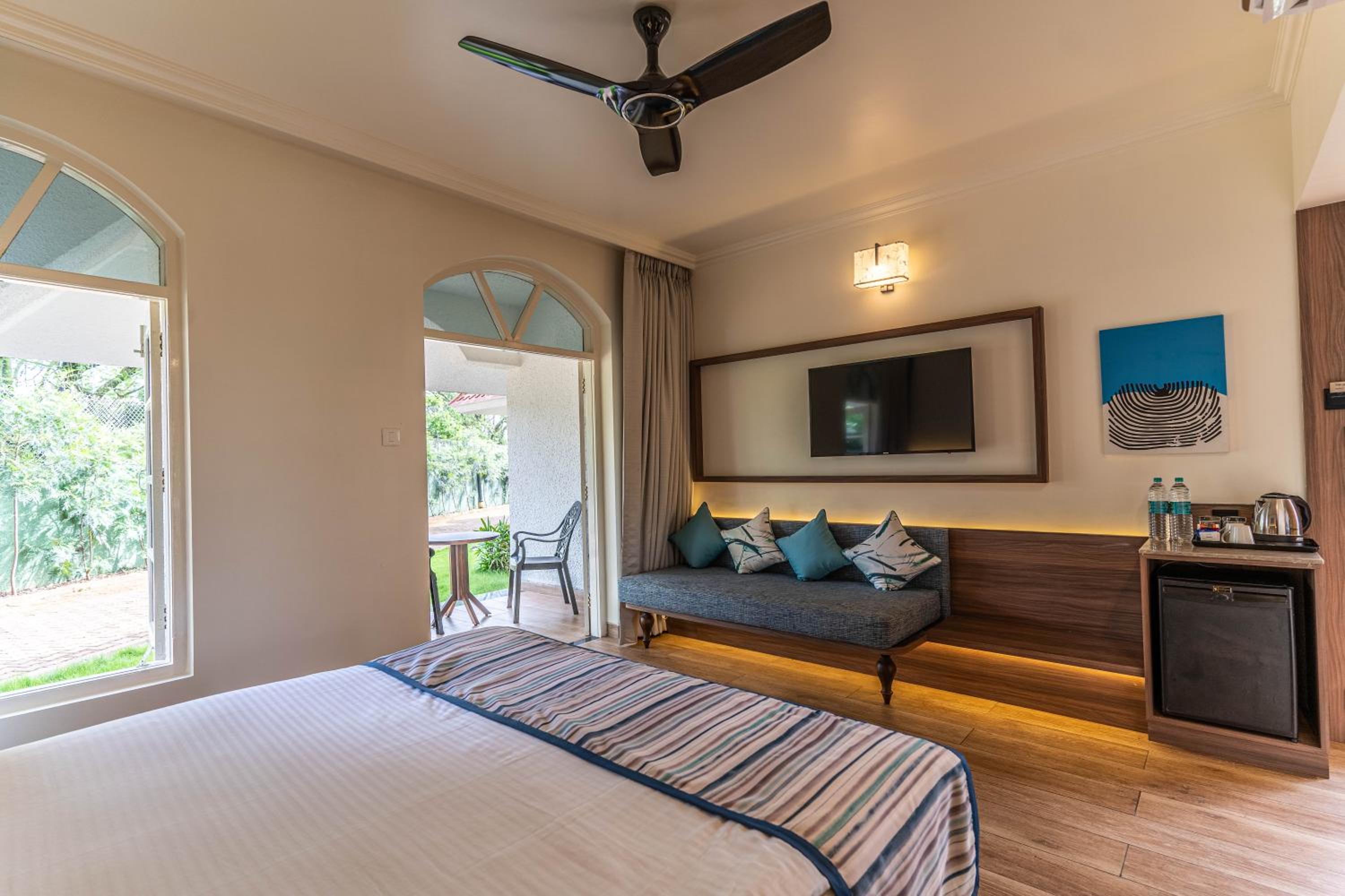 Superior Deluxe Double or Twin Room